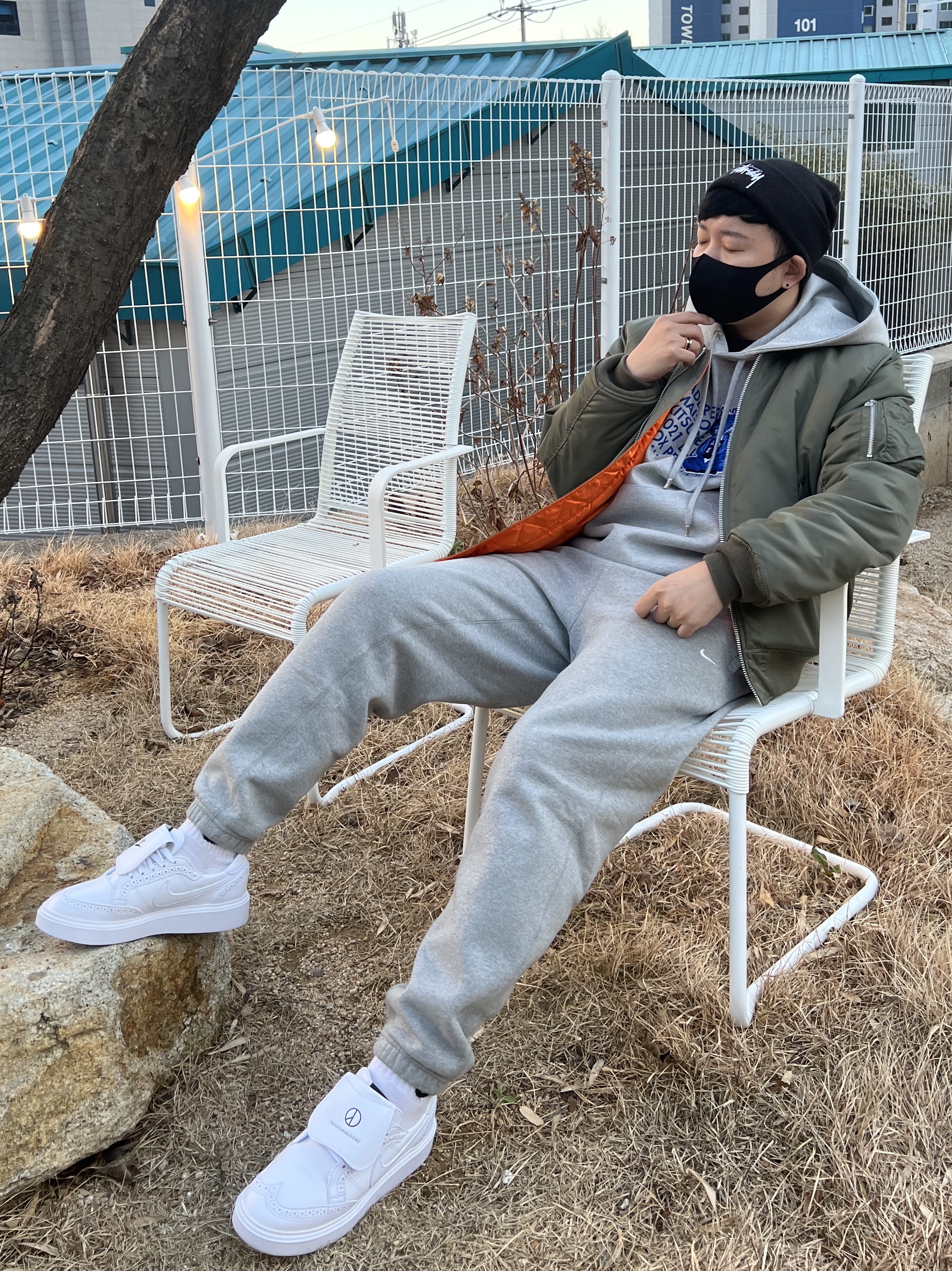 Nike x Peaceminusone Kwondo1 White, Maison Kitsune x Ader Error Meditation Fox Hoodie Grey 착용 스타일