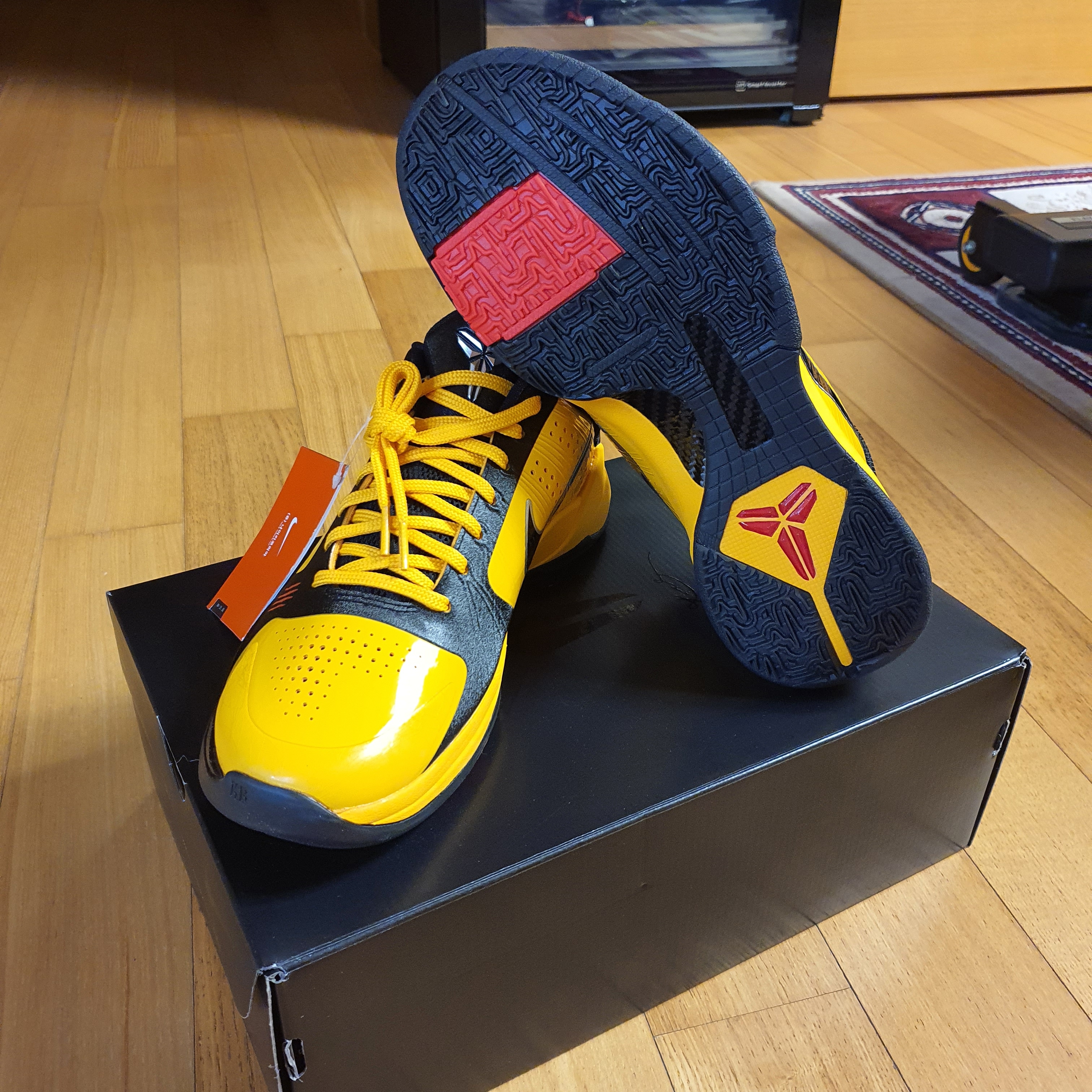Nike Kobe 5 Protro Bruce Lee 착용 스타일 - 2