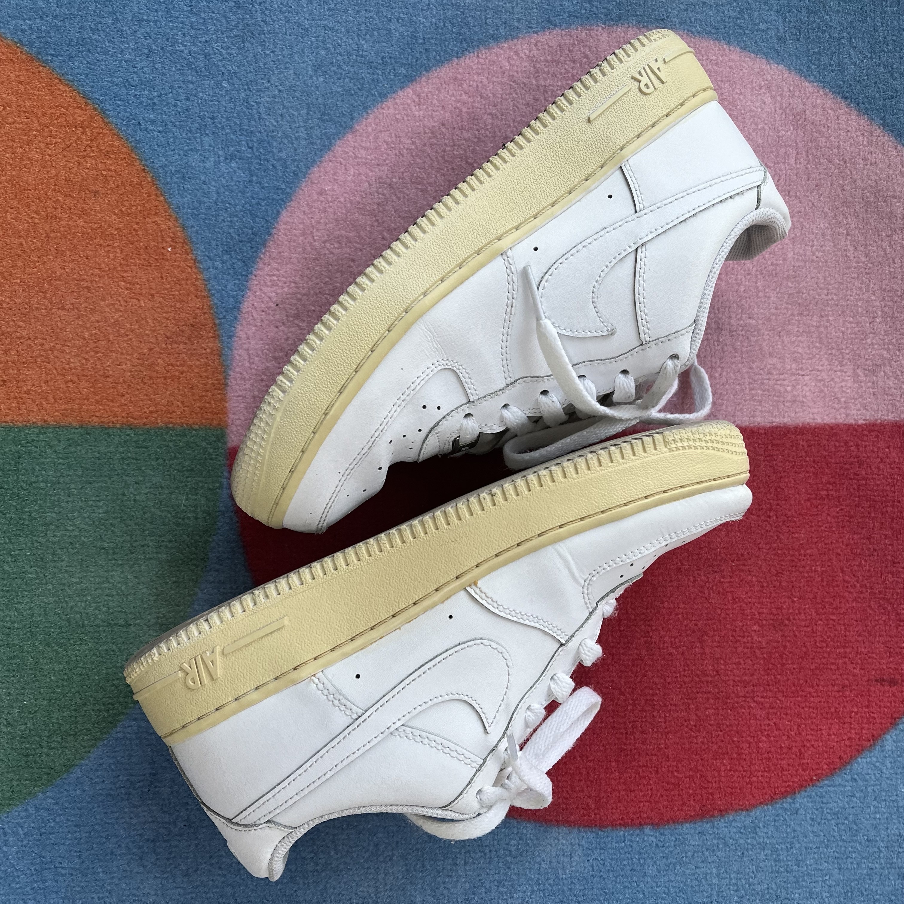 Nike Air Force 1 '07 Low White, Nike Air Force 1 '07 LV8 Timeless Classic 착용 스타일 - 4
