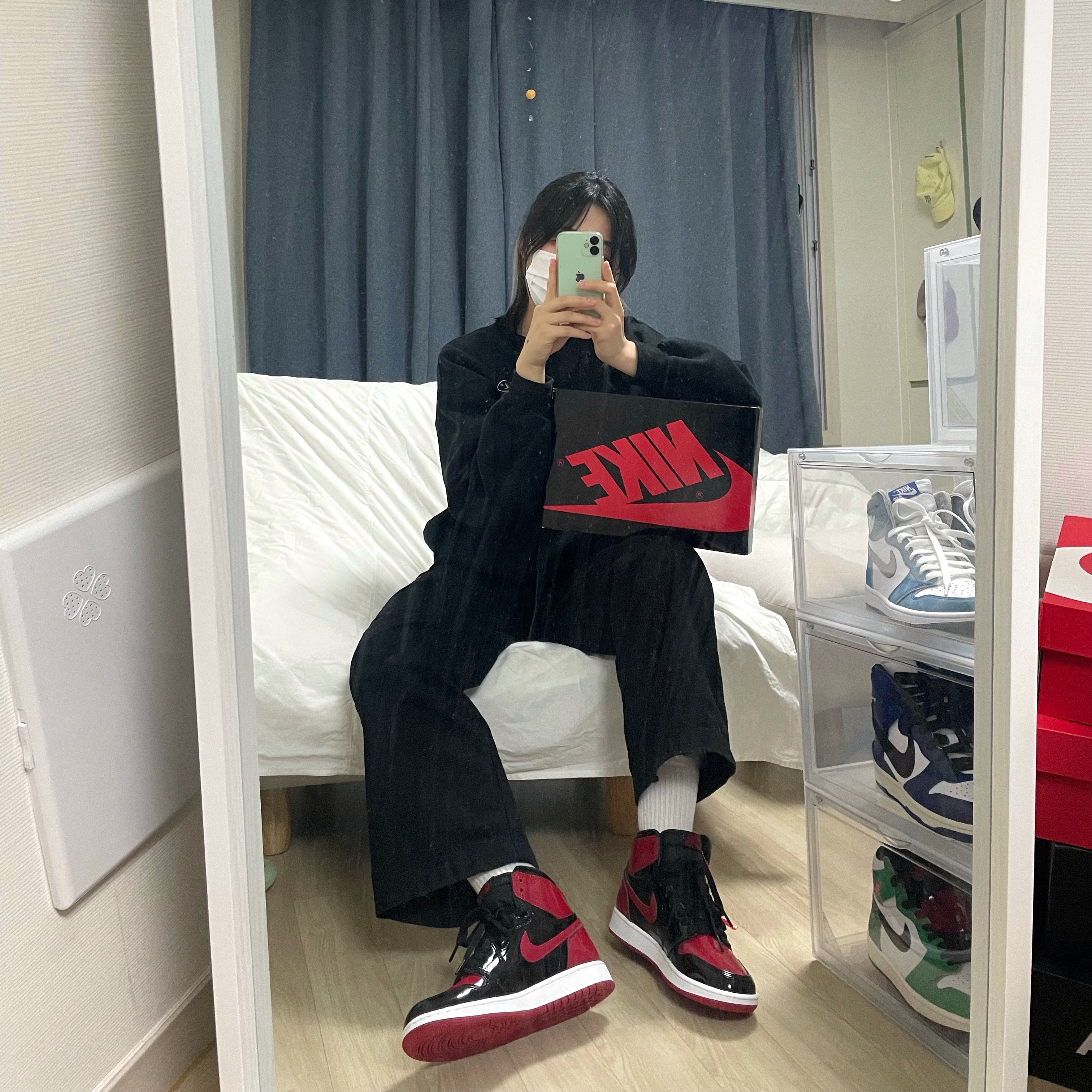 Jordan 1 Retro High OG Patent Bred, (GS) Jordan 1 Retro High OG Patent Bred 착용 스타일 - 1