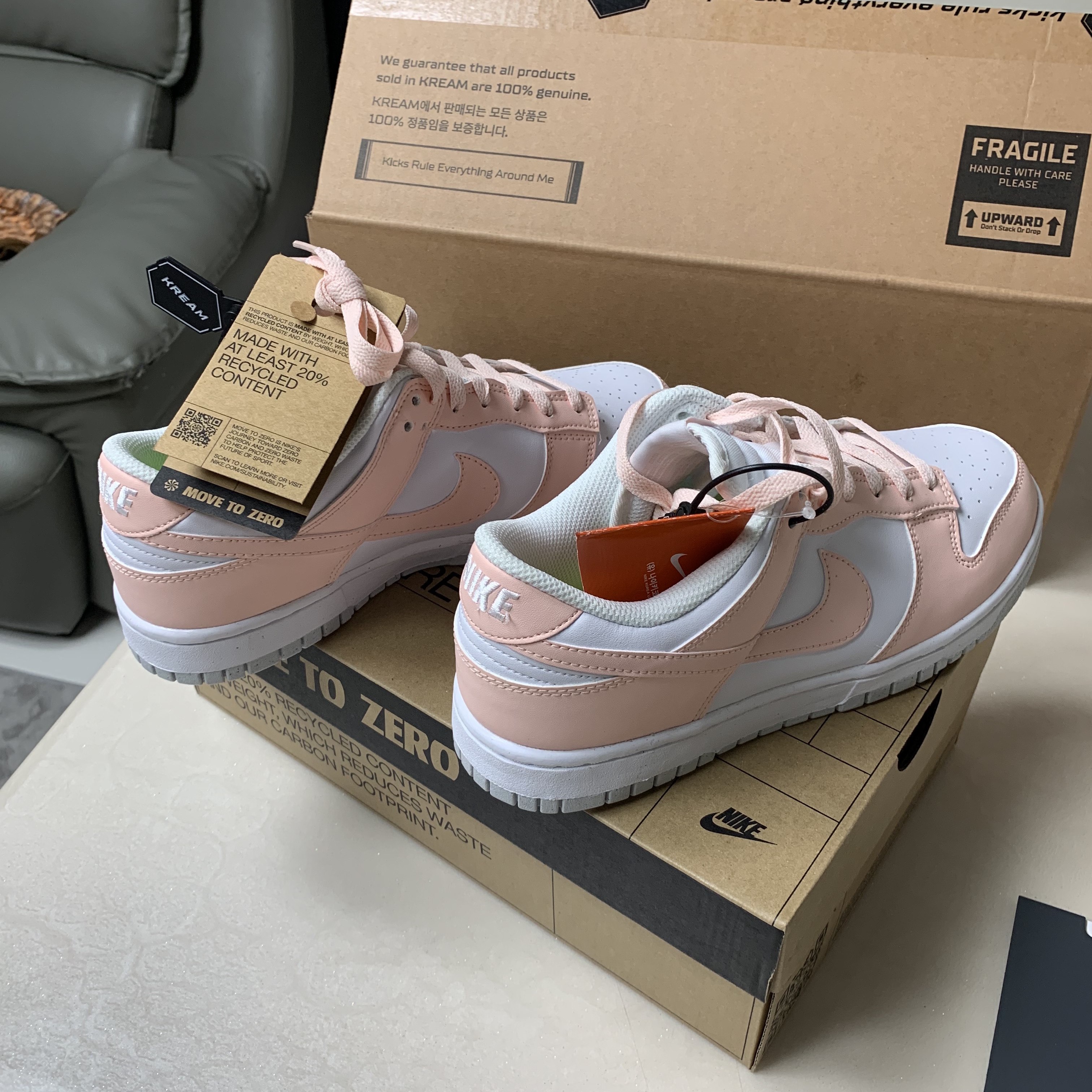 (W) Nike Dunk Low Next Nature Pale Coral 착용 스타일 - 4