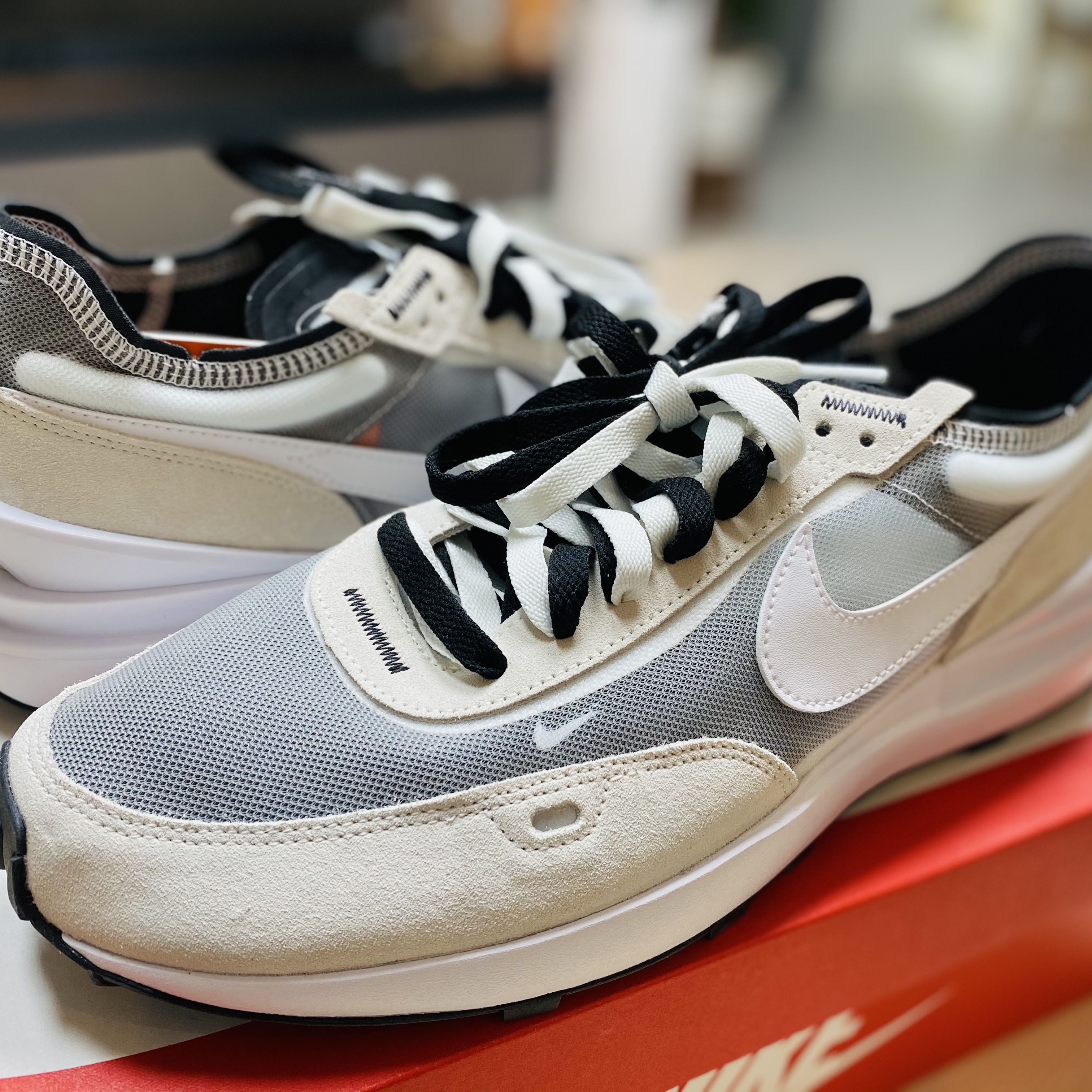 Nike Waffle One Infinite Lilac 착용 스타일 - 2