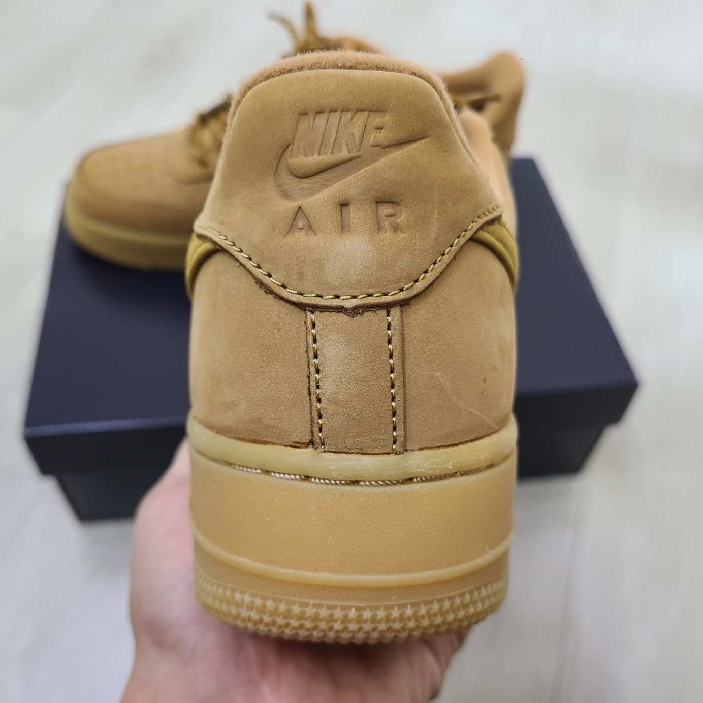Nike Air Force 1 '07 WB Flax 착용 스타일 - 3