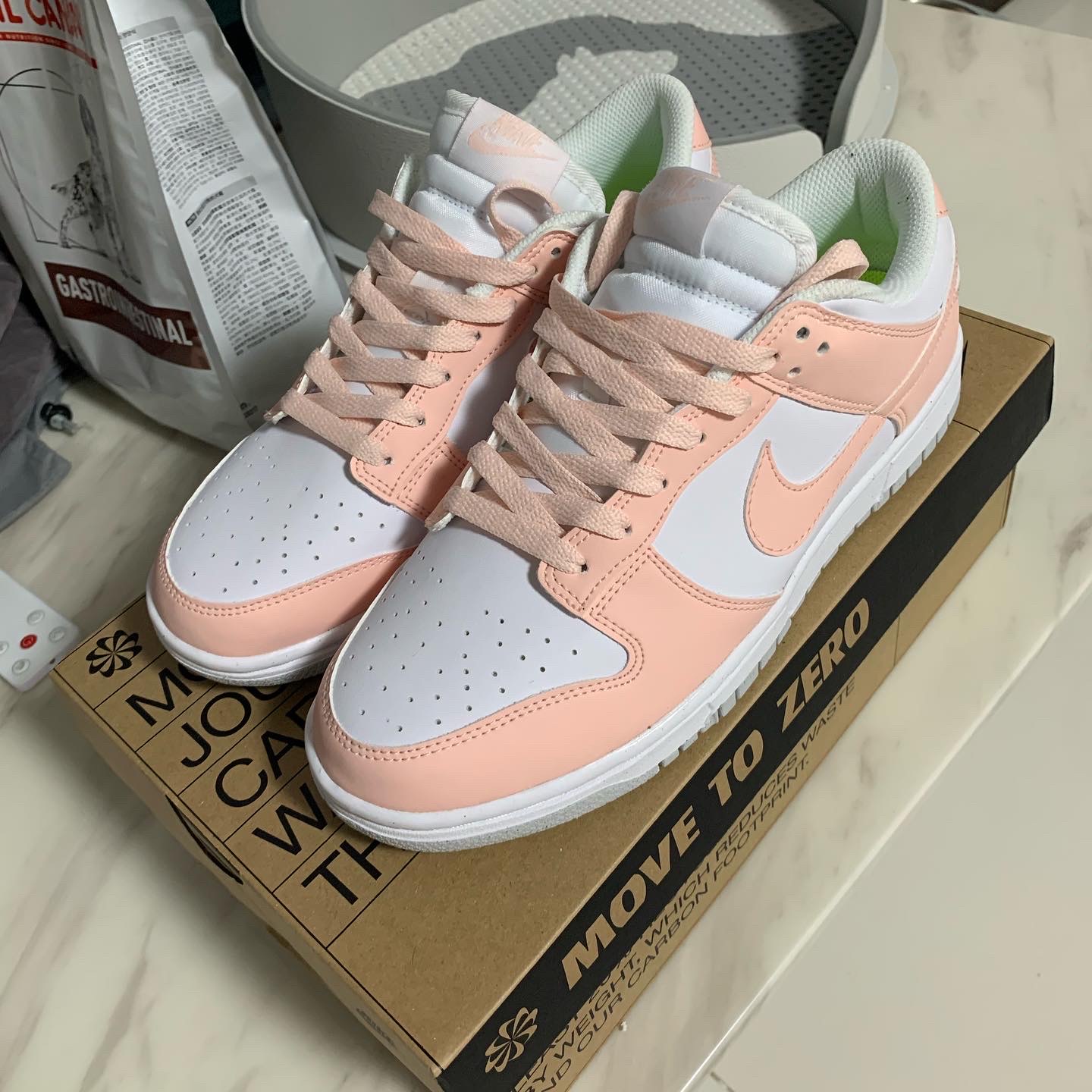 (W) Nike Dunk Low Next Nature Pale Coral 착용 스타일 - 3