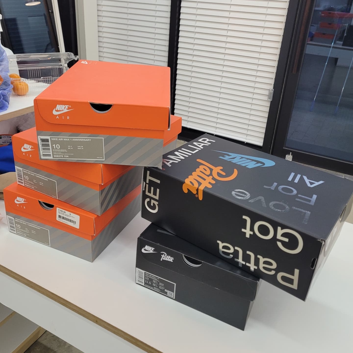 Nike x Patta Air Max 1 Noise Aqua, Nike x Patta Air Max 1 Monarch 착용 스타일 - 3