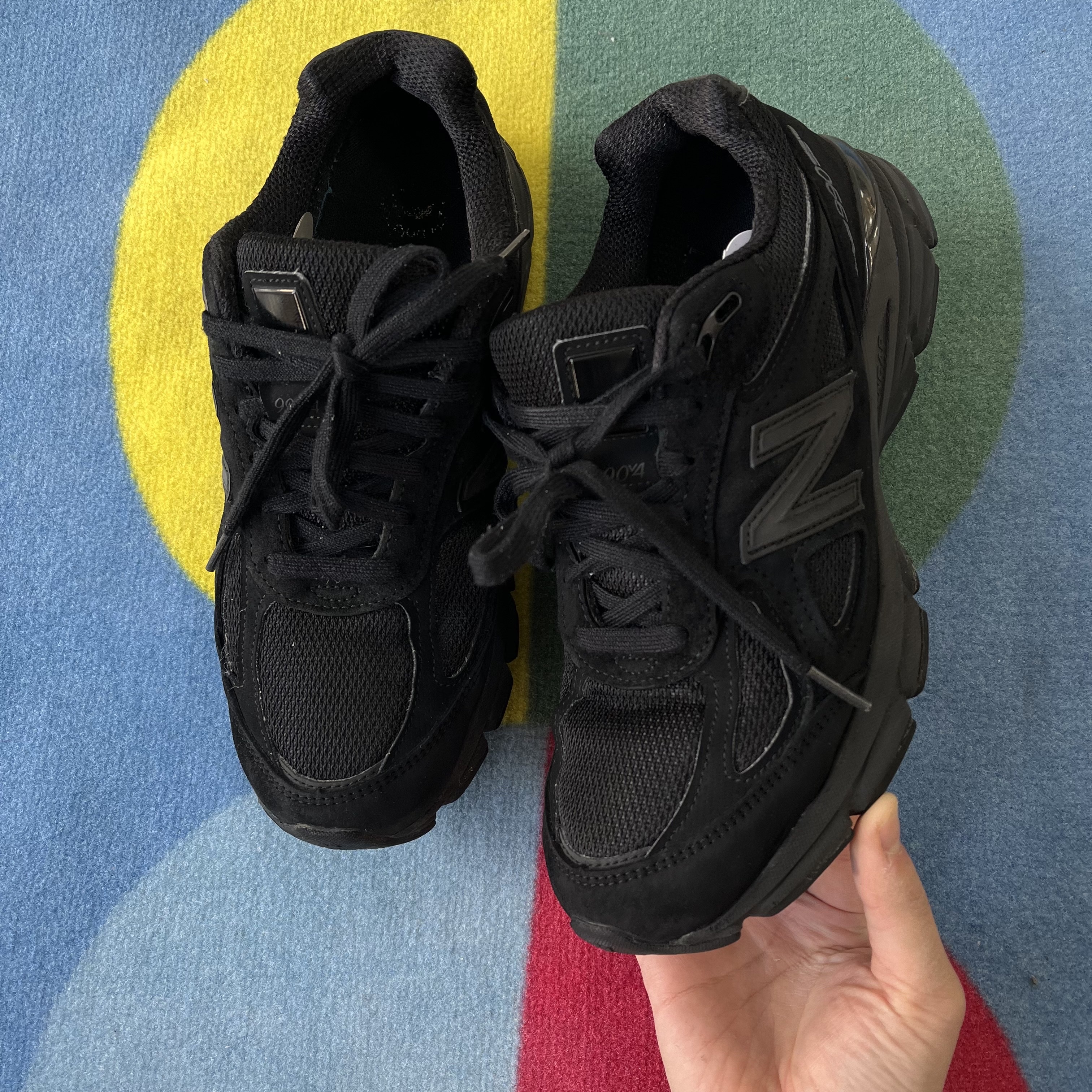 New Balance 990v5 Made in USA Triple Black - D Standard 착용 스타일 - 5