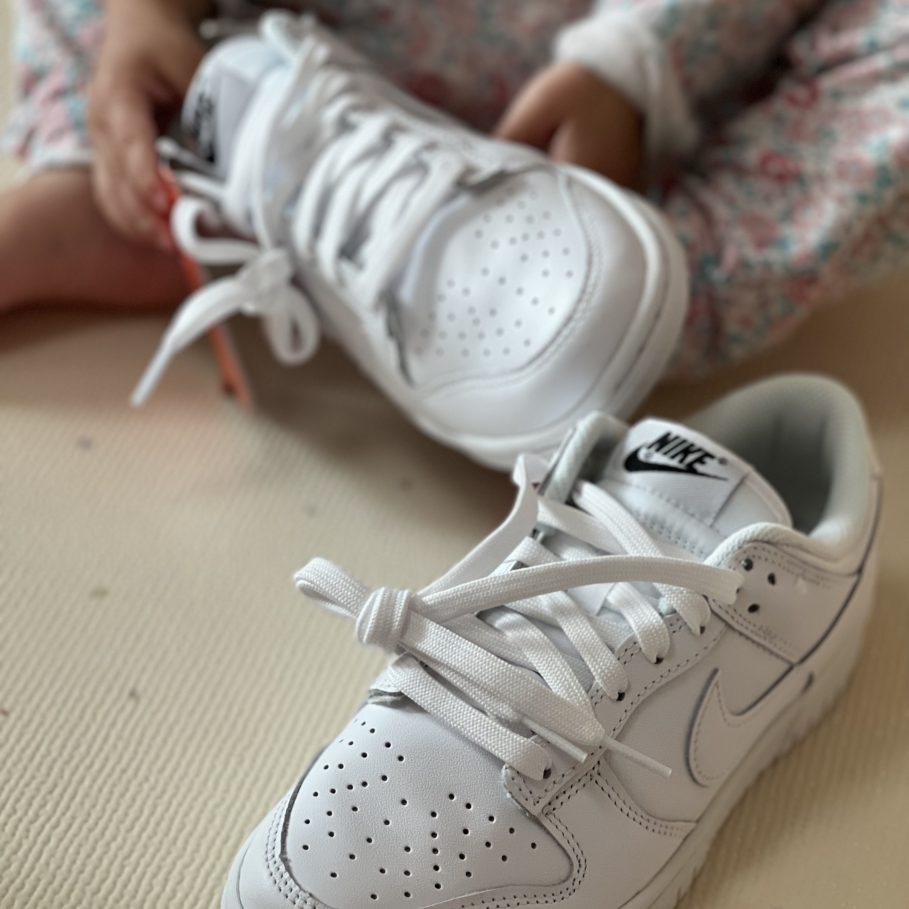(W) Nike Dunk Low Triple White 착용 스타일