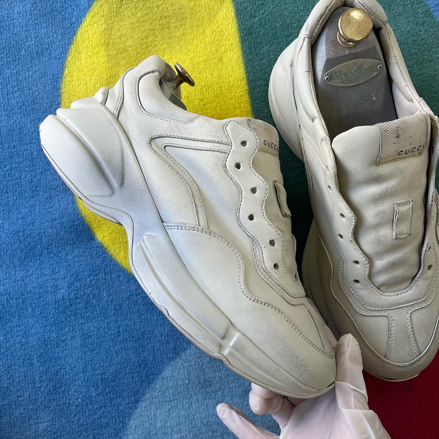 Gucci Rhyton Leather Sneakers Logo, Gucci Rhyton Leather Sneakers Mouth 착용 스타일 - 3