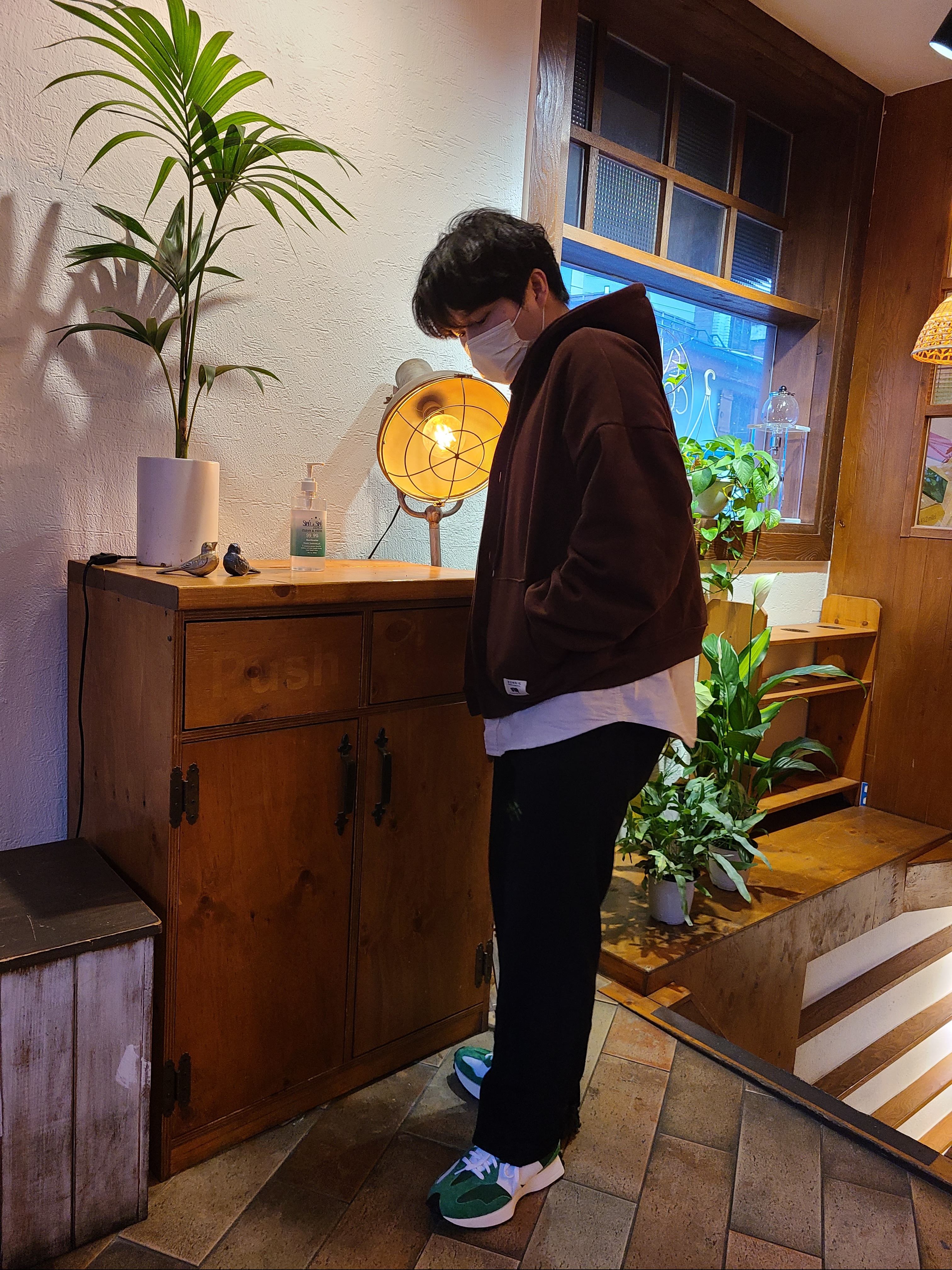 New Balance 327 Varsity Green 착용 스타일