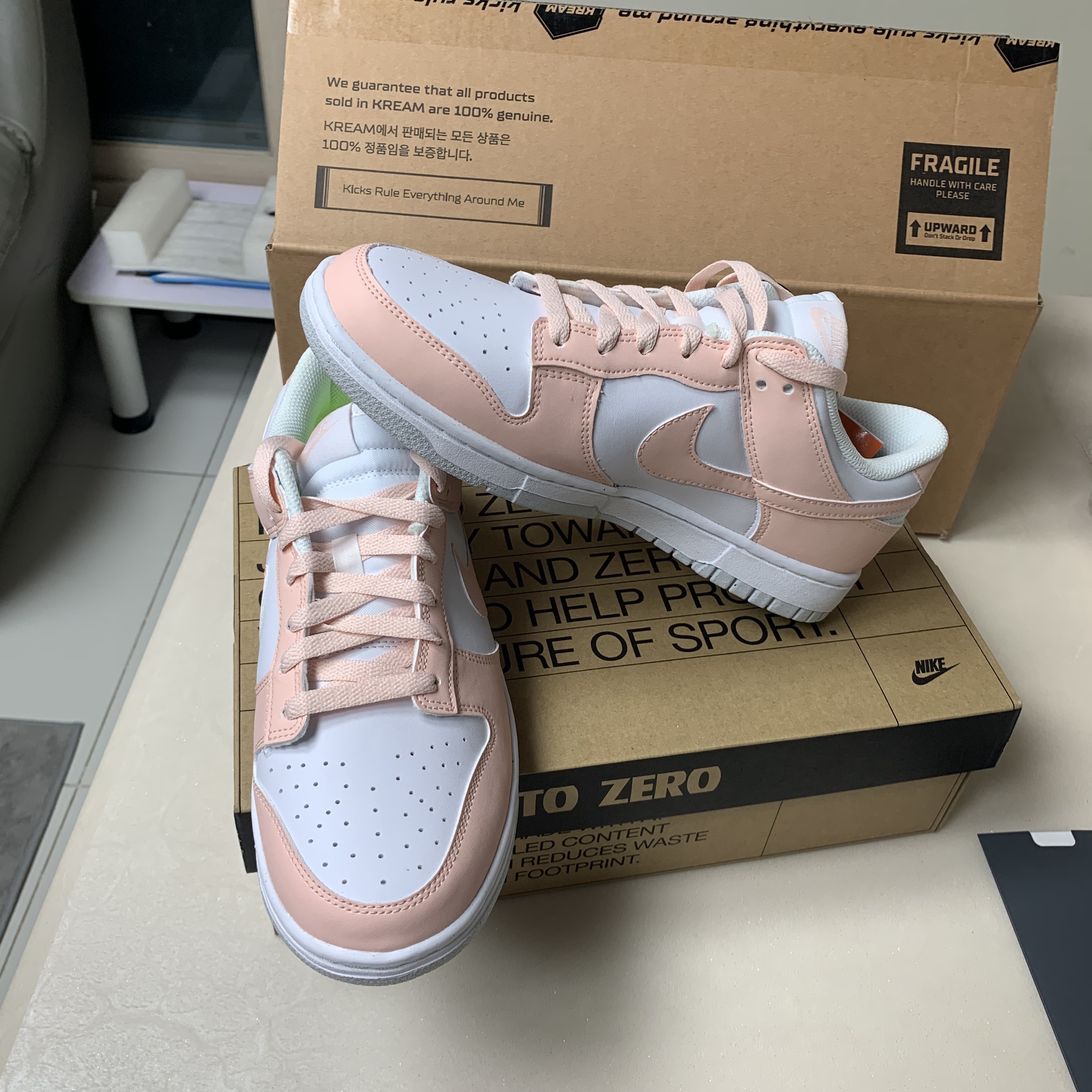(W) Nike Dunk Low Next Nature Pale Coral 착용 스타일 - 5