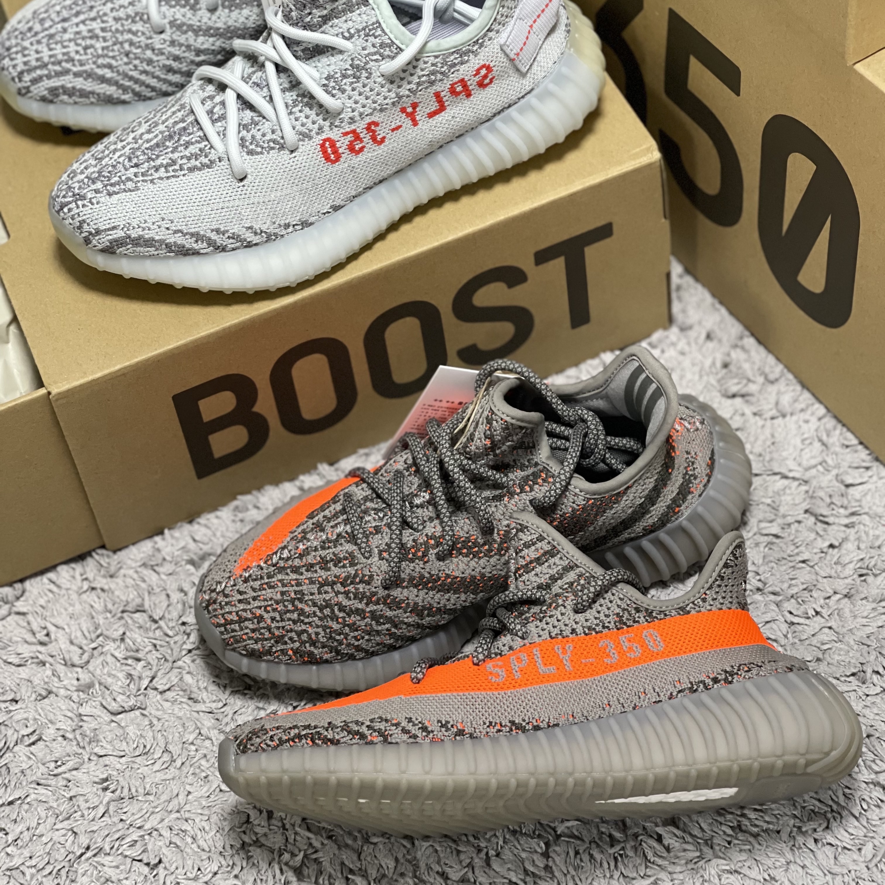 Adidas Yeezy Boost 350 V2 Beluga - Reflective, Adidas Yeezy Boost 350 V2 Blue Tint 2017 착용 스타일 - 1