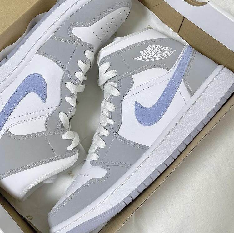 (W) Jordan 1 Mid Wolf Grey 착용 스타일 - 2