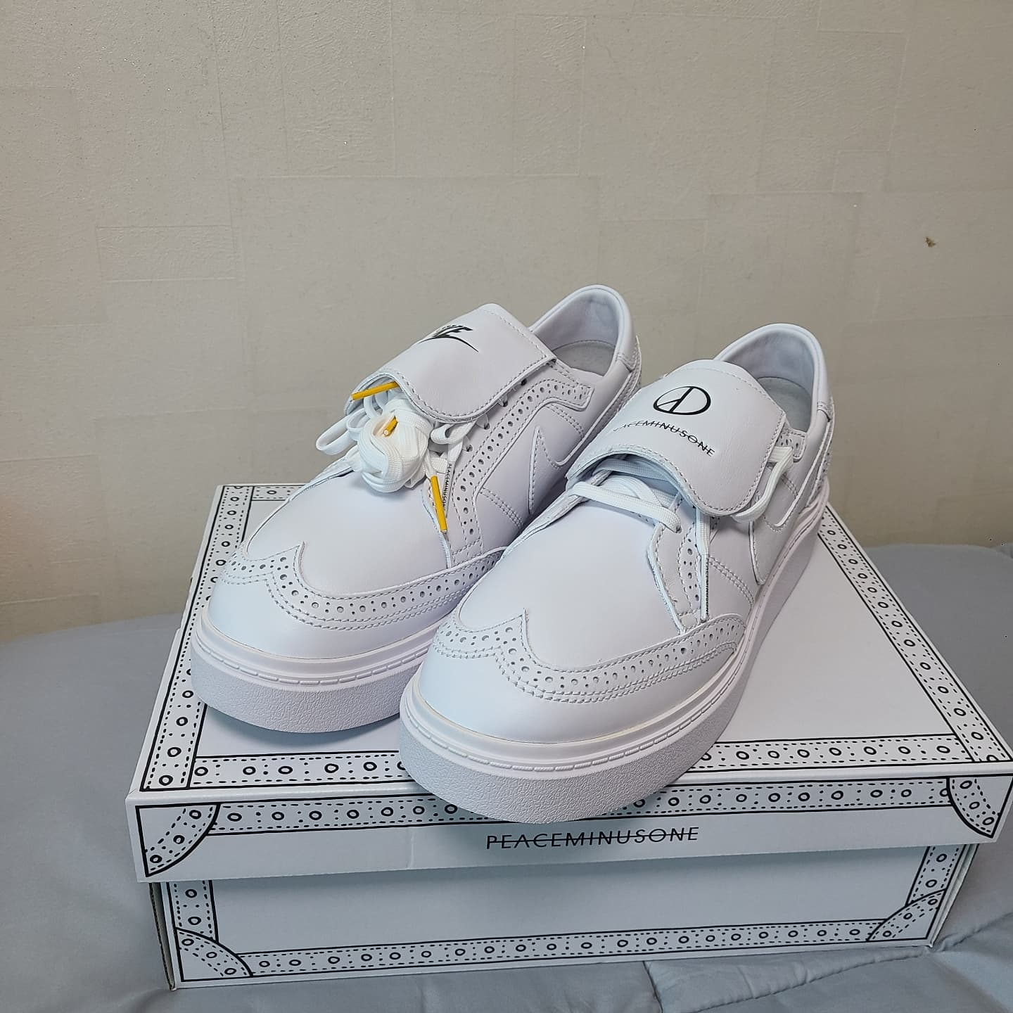 Nike x Peaceminusone Kwondo1 White 착용 스타일 - 3