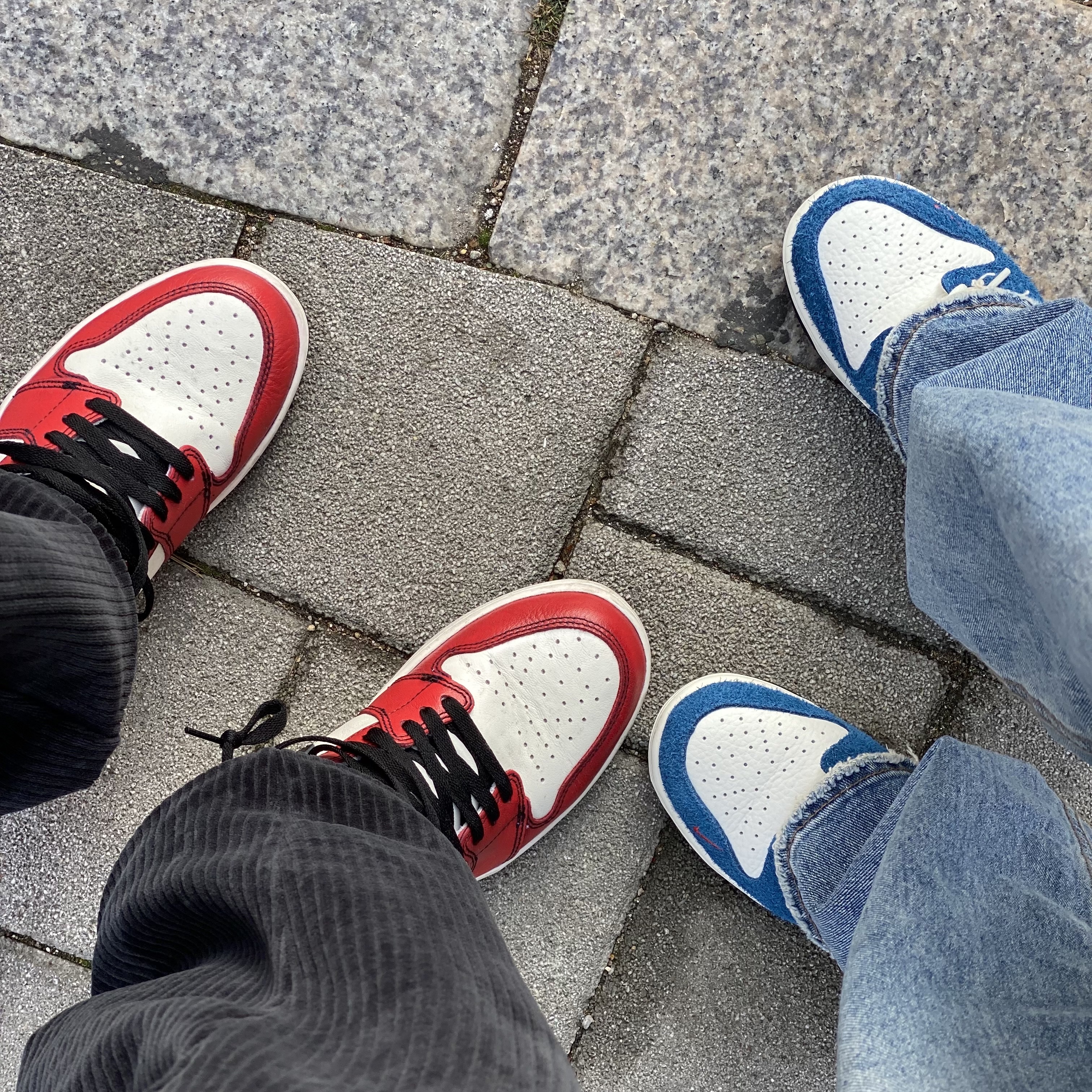 Jordan 1 Retro High OG Defiant SB LA to Chicago, Nike x Kasina Dunk Low 80's Bus 착용 스타일