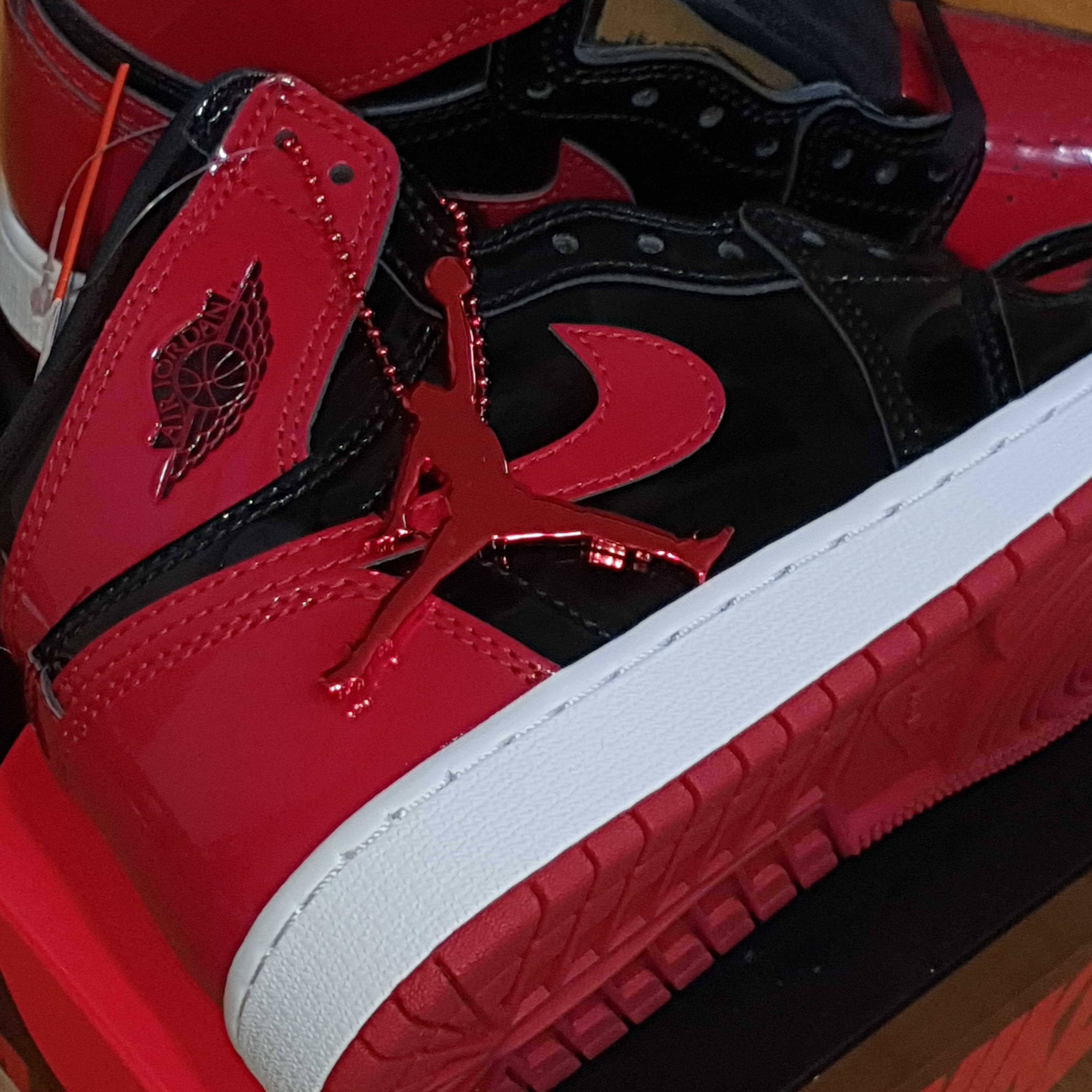 (GS) Jordan 1 Retro High OG Patent Bred 착용 스타일 - 1
