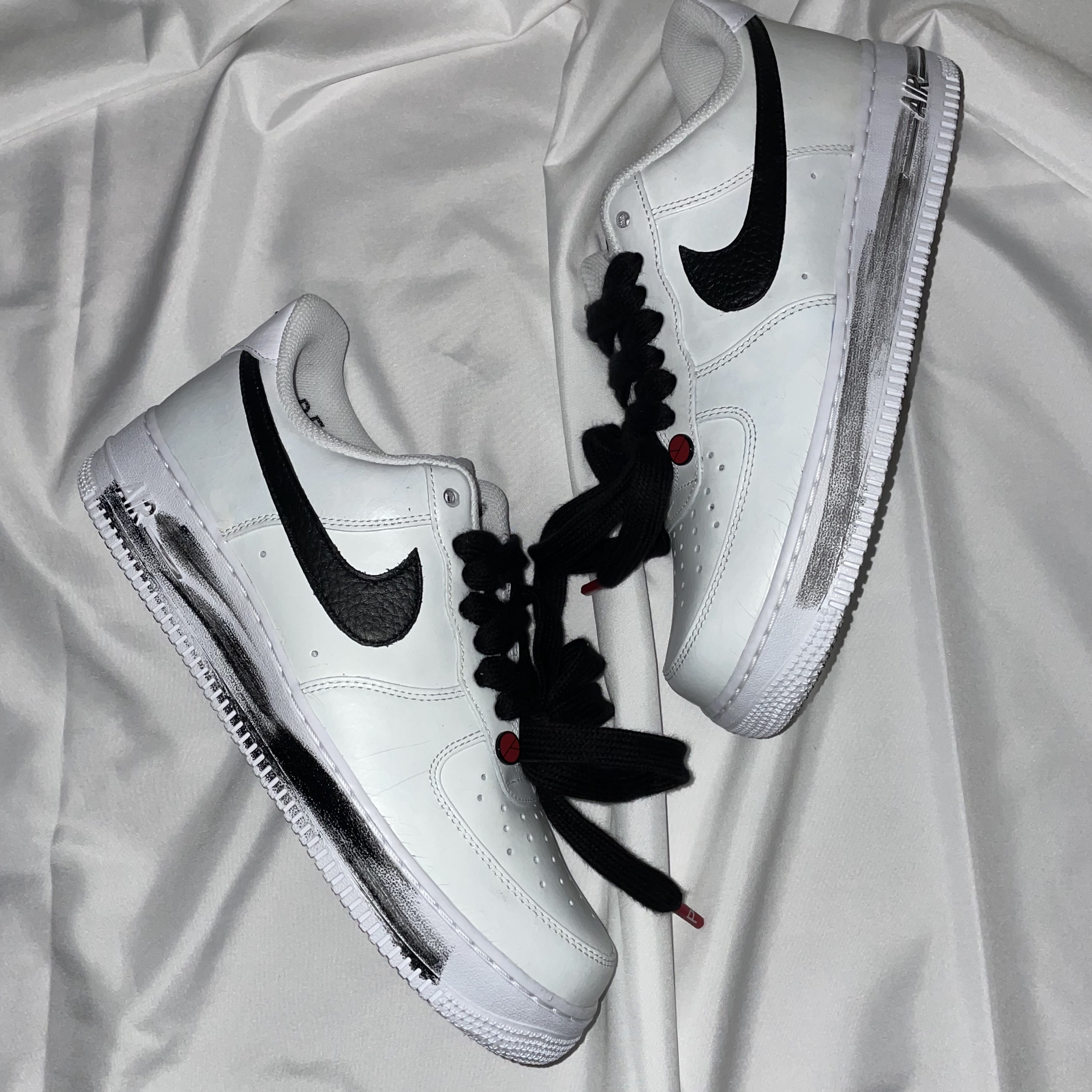 Nike x Peaceminusone Air Force 1 Low Para-Noise 2.0 착용 스타일 - 2