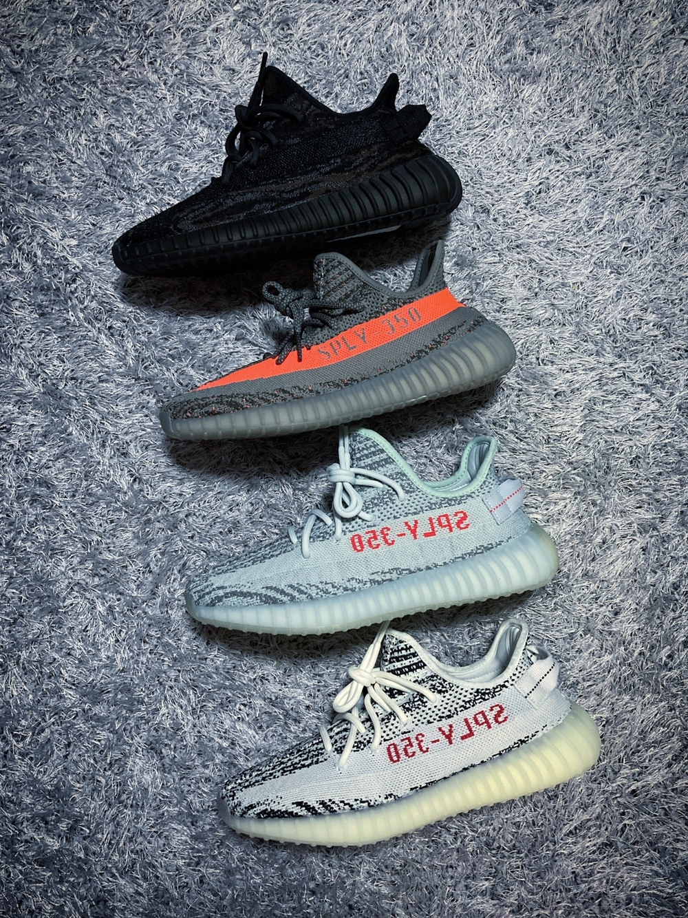 Adidas Yeezy Boost 350 V2 Blue Tint 2017, Adidas Yeezy Boost 350 V2 MX Rock 착용 스타일 - 1