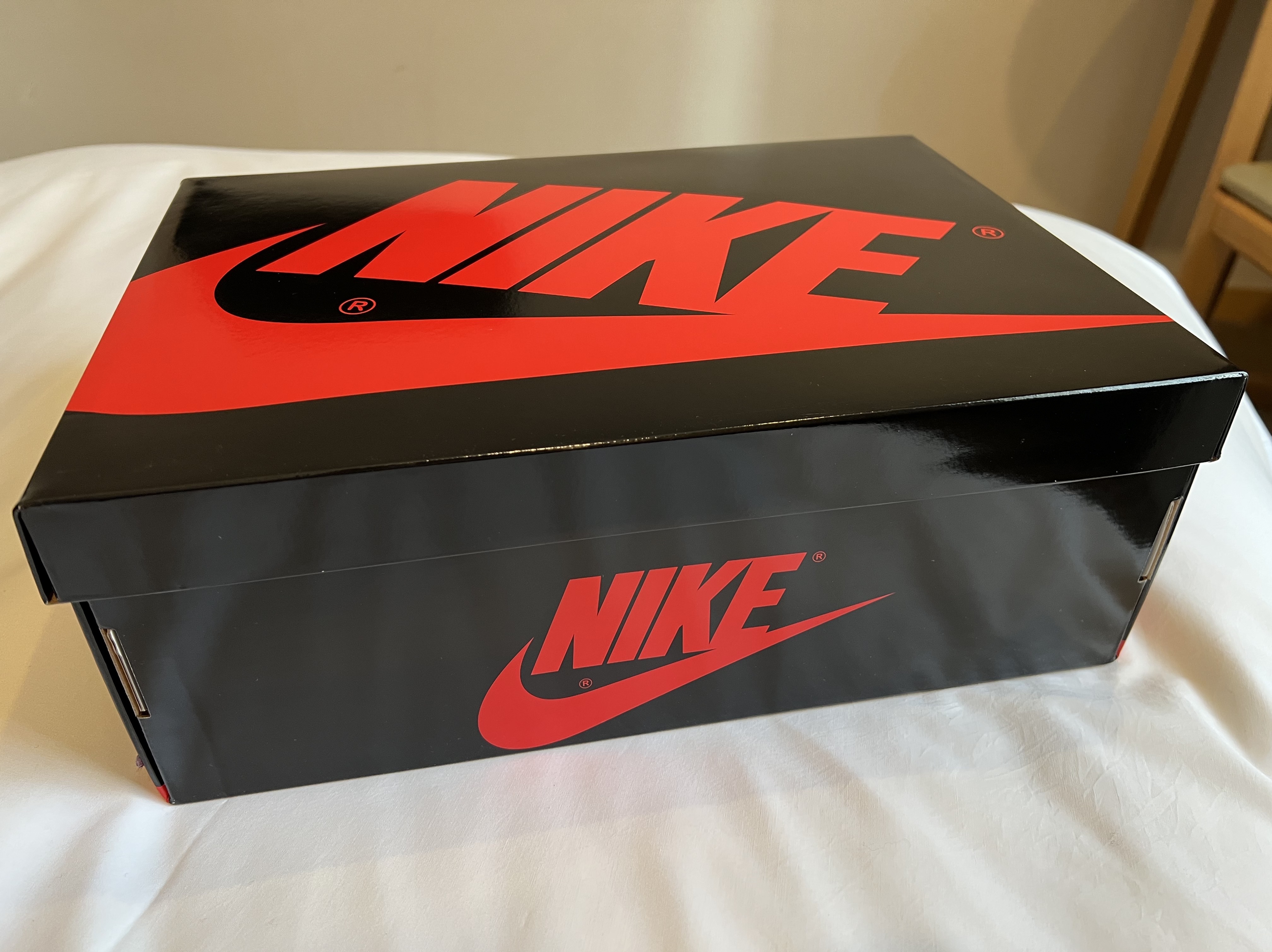 Jordan 1 Retro High OG Patent Bred 착용 스타일 - 3