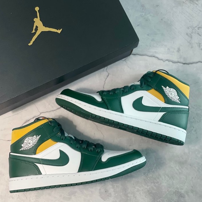 Jordan 1 Mid Sonics 2021 착용 스타일 - 1