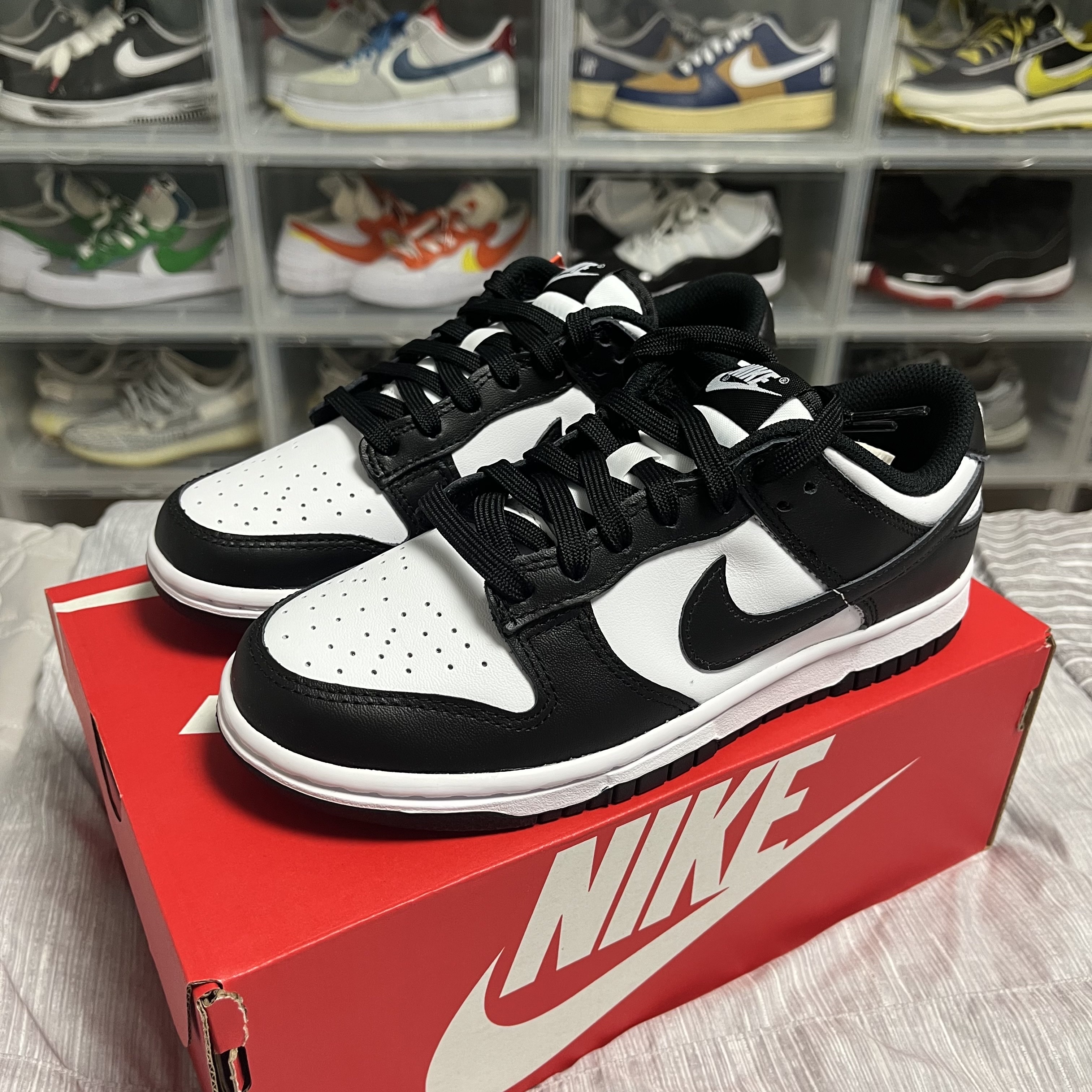 (W) Nike Dunk Low Black 착용 스타일 - 2