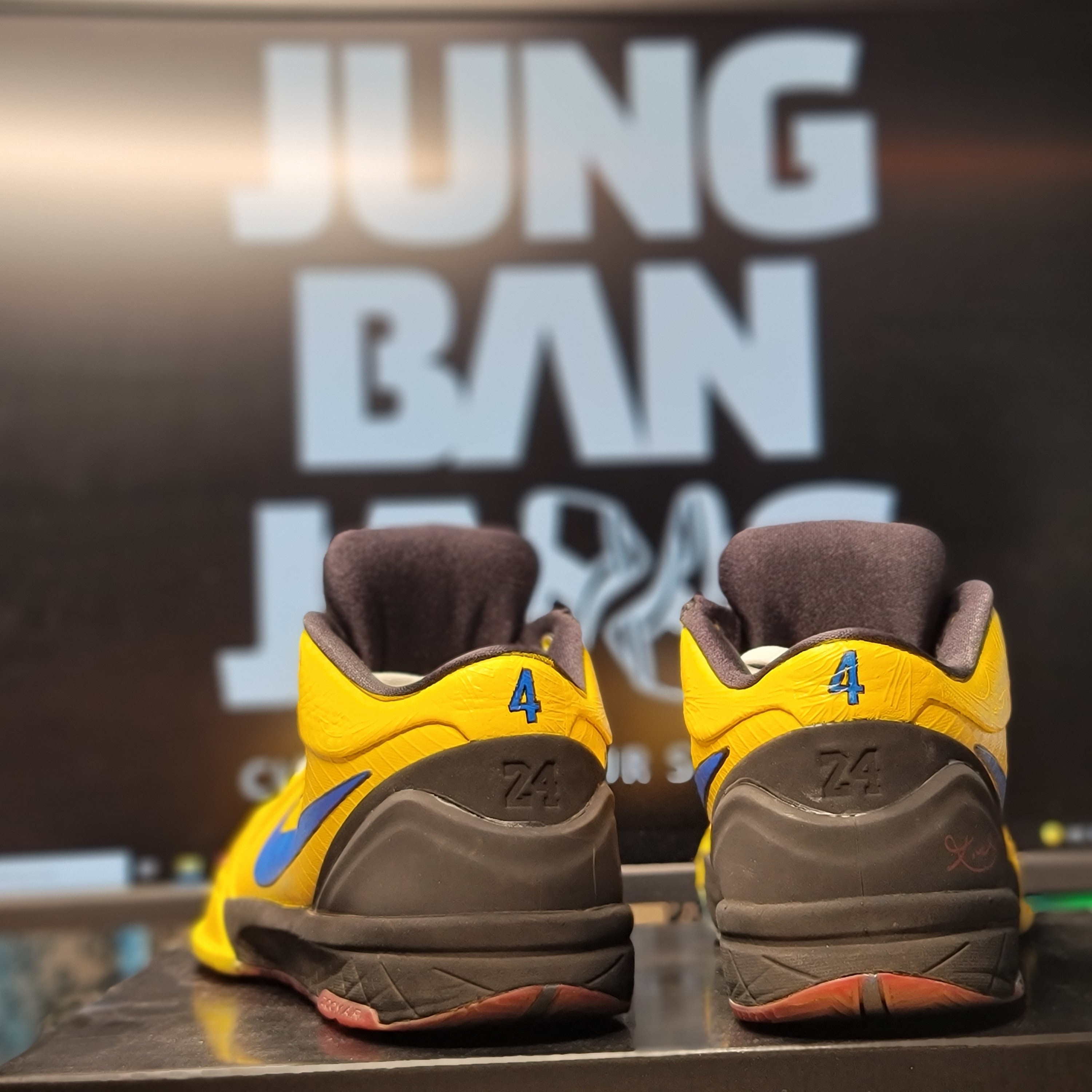 Nike Kobe 4 Protro Wizenard 착용 스타일 - 3