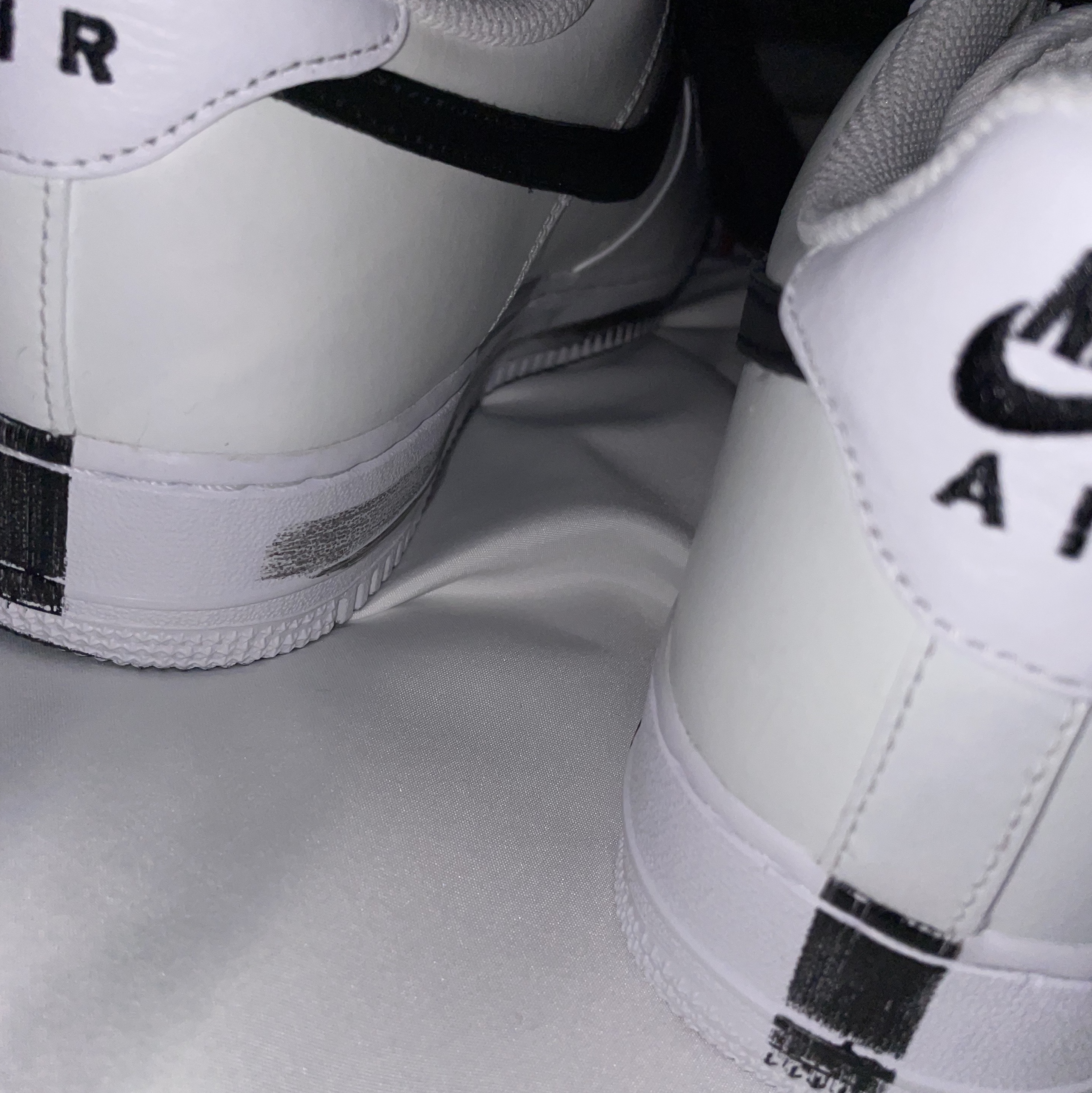 Nike x Peaceminusone Air Force 1 Low Para-Noise 2.0 착용 스타일 - 5
