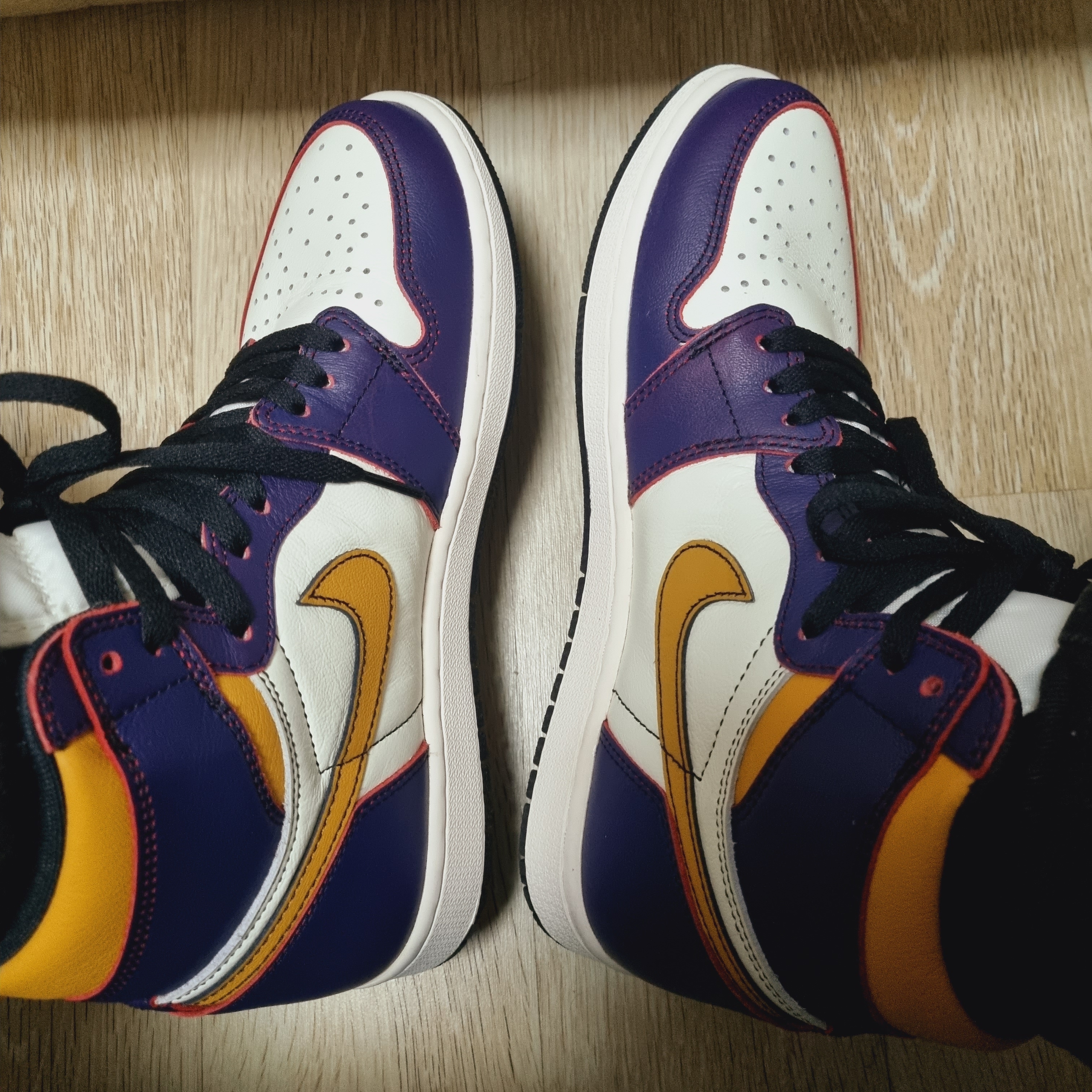 Jordan 1 Retro High OG Defiant SB LA to Chicago 착용 스타일 - 4