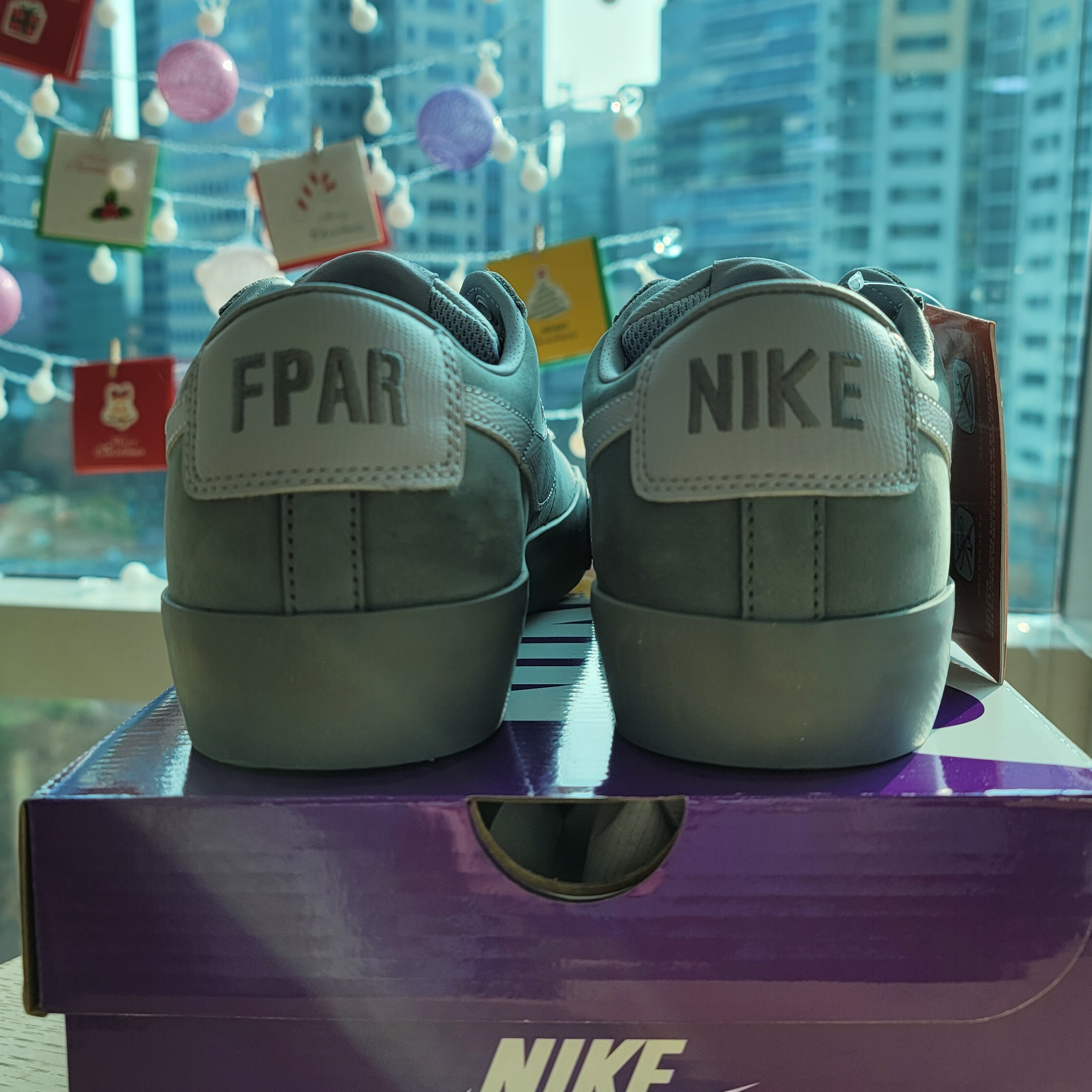 Nike x FPAR SB Blazer Low QS Cool Grey 착용 스타일 - 3