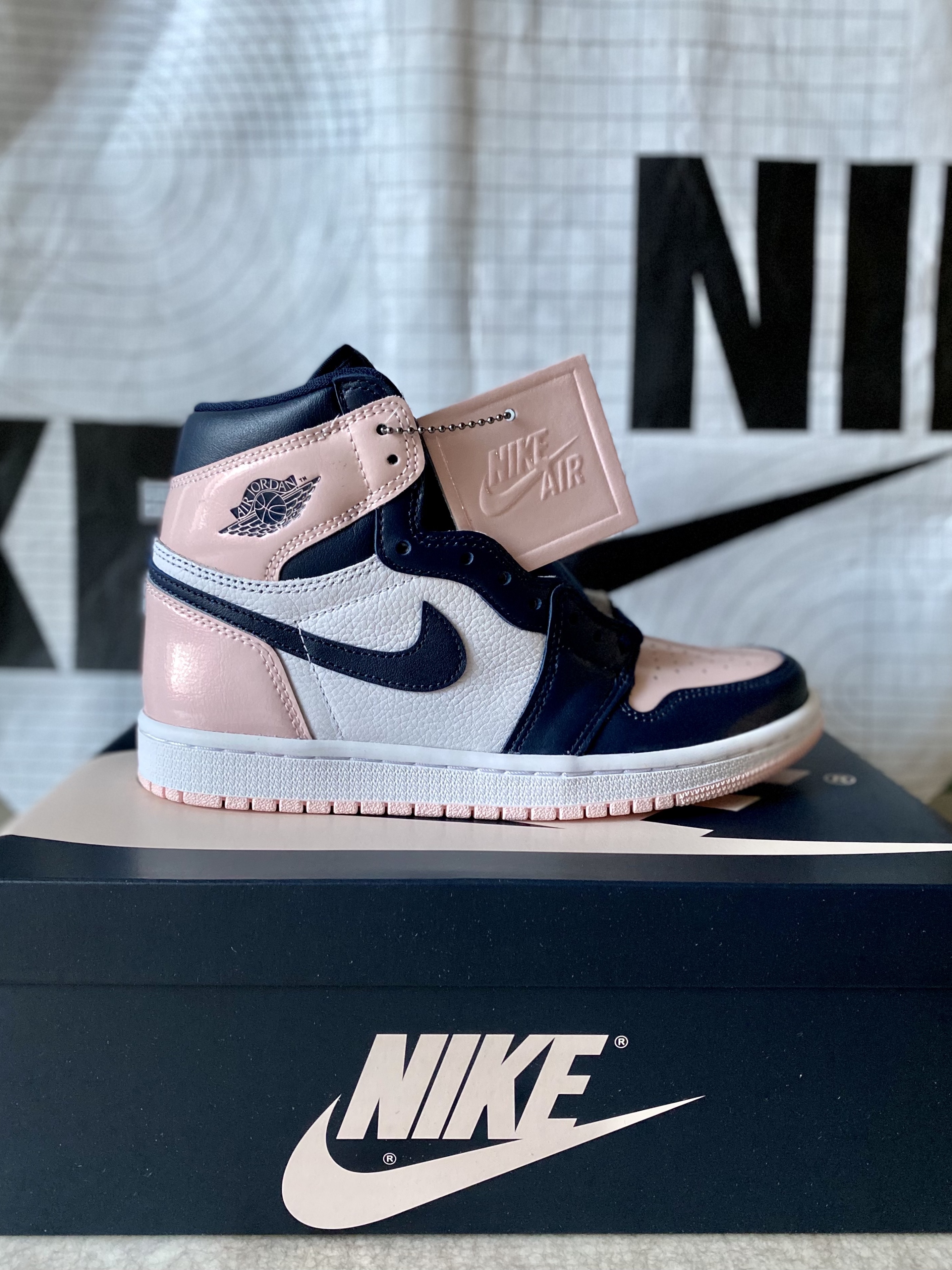 (W) Jordan 1 Retro High OG Atmosphere 착용 스타일