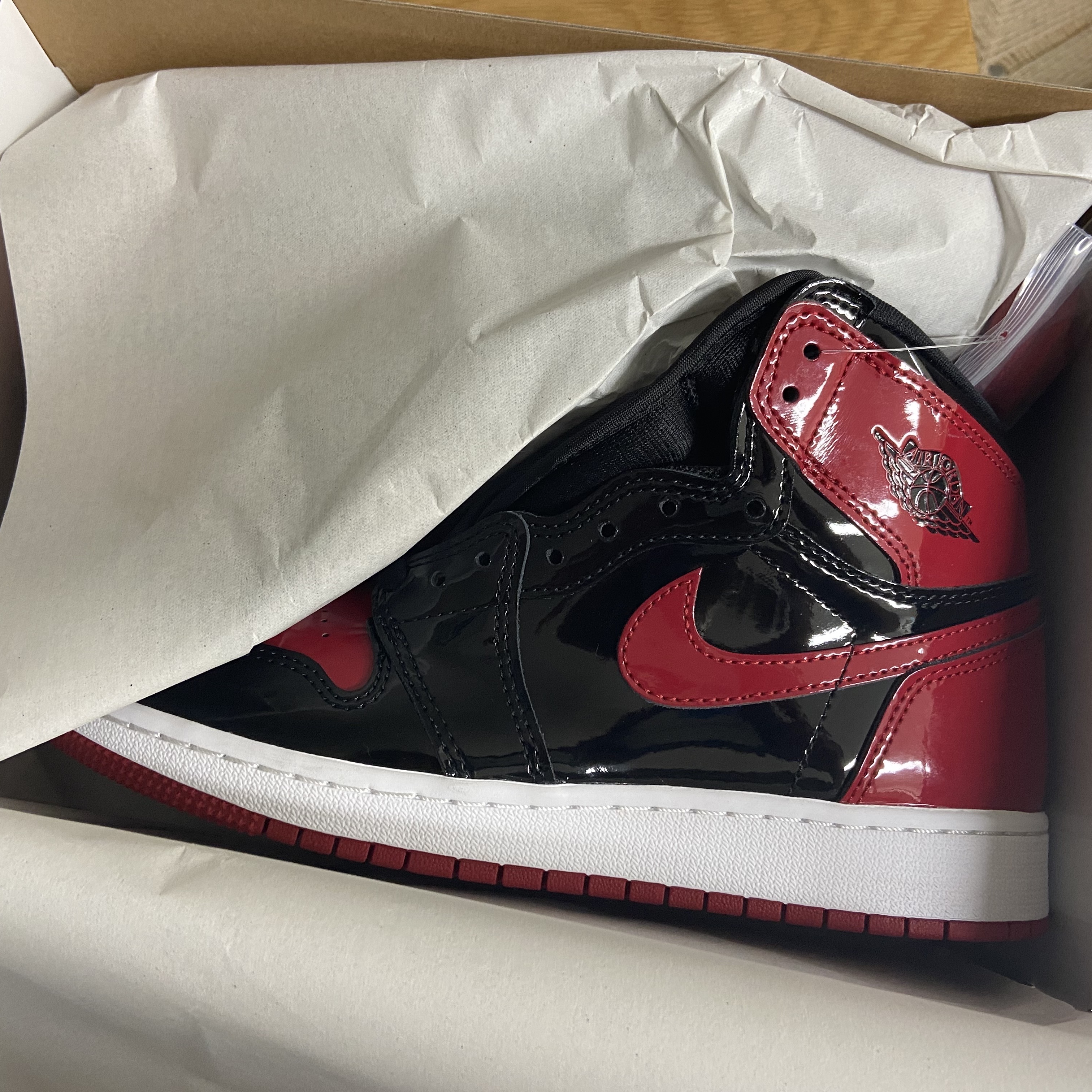(GS) Jordan 1 Retro High OG Patent Bred 착용 스타일 - 2