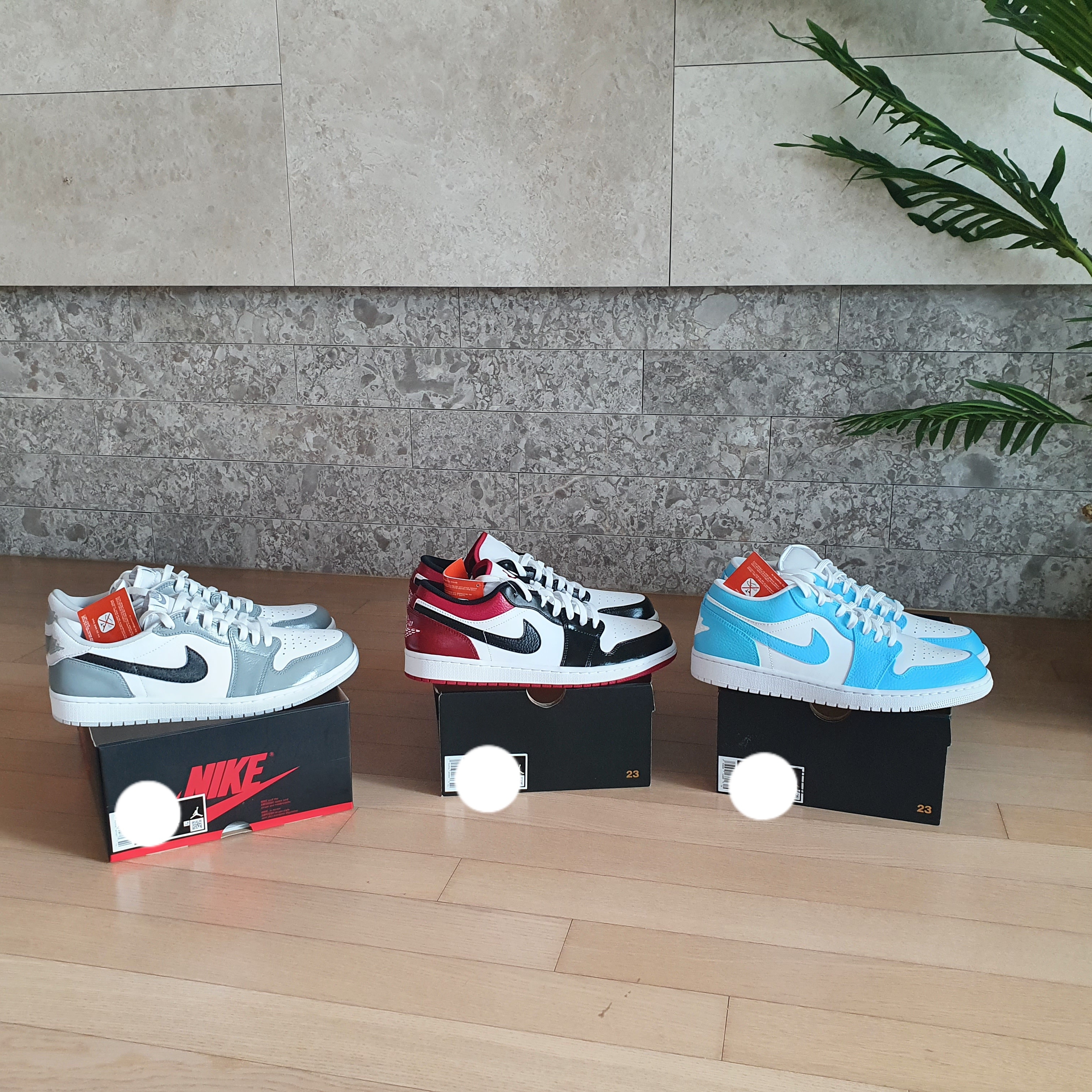 Jordan 1 Low OG Neutral Grey, Jordan 1 Low White Red Black 착용 스타일