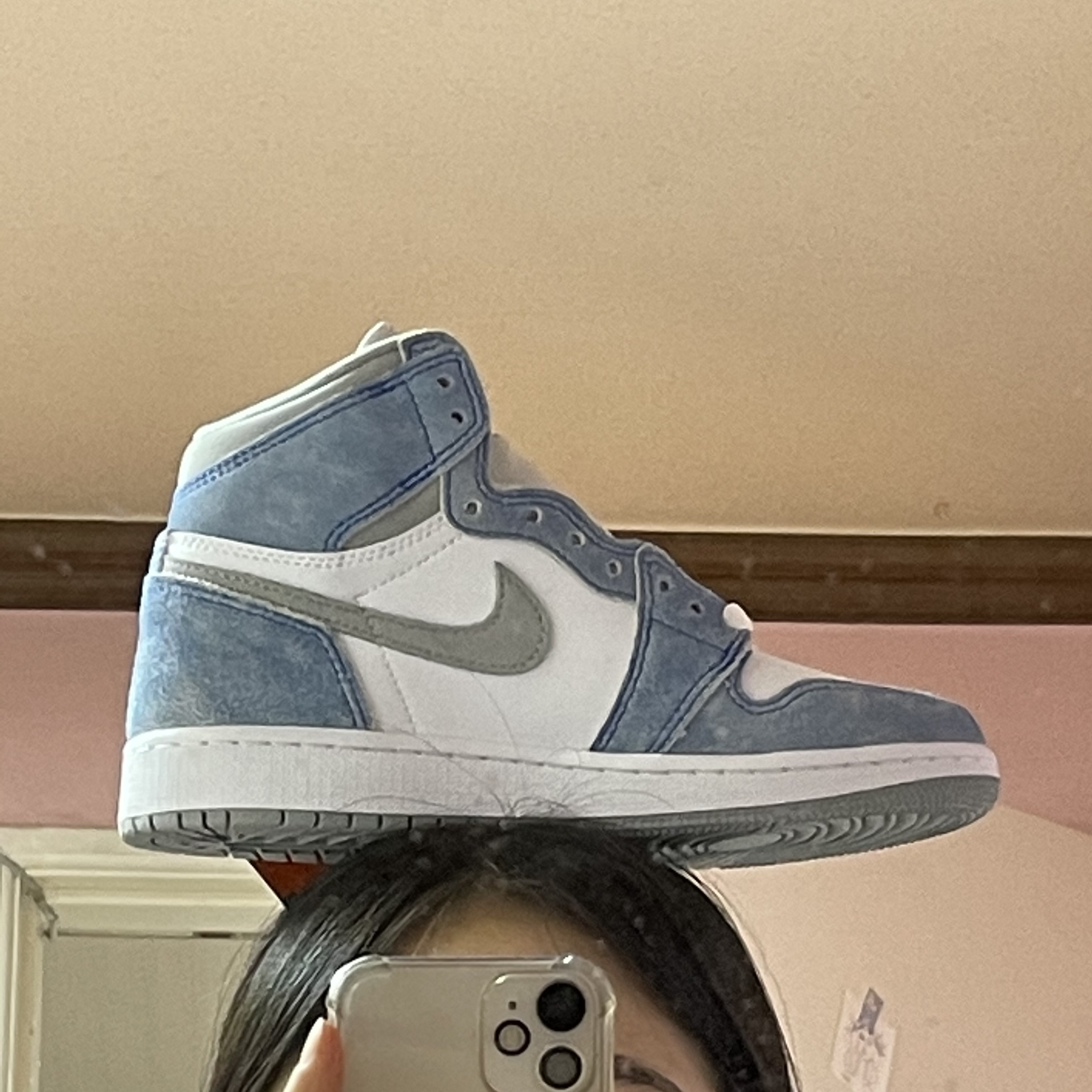 (GS) Jordan 1 Retro High OG Hyper Royal 착용 스타일