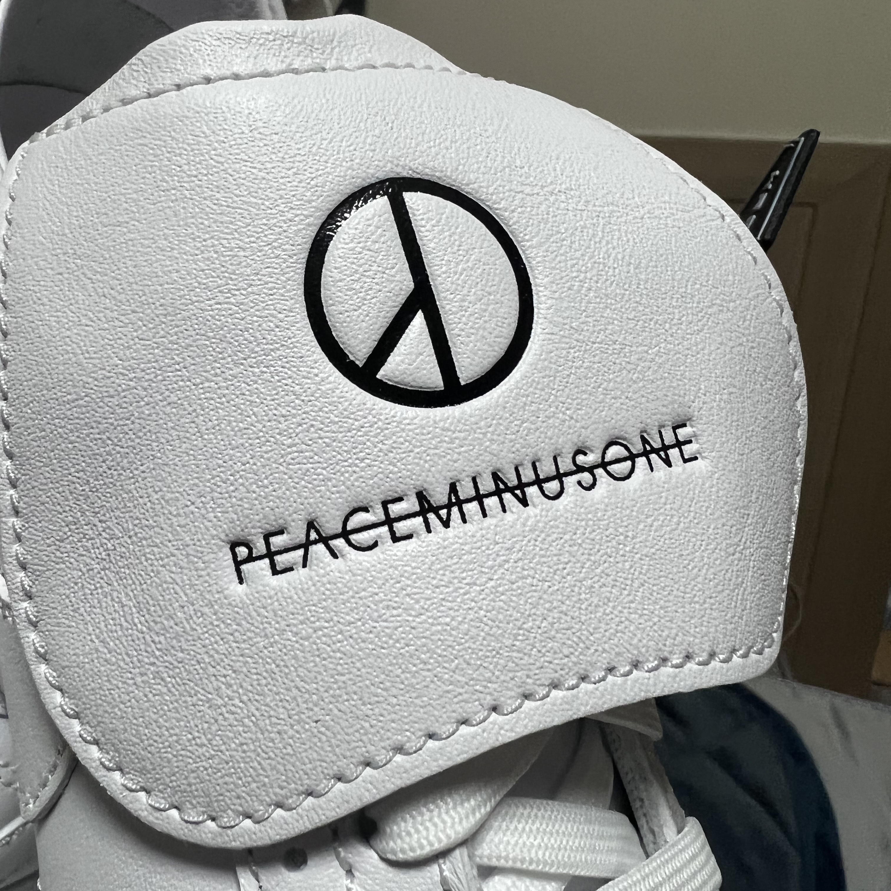 Nike x Peaceminusone Kwondo1 White 착용 스타일 - 4