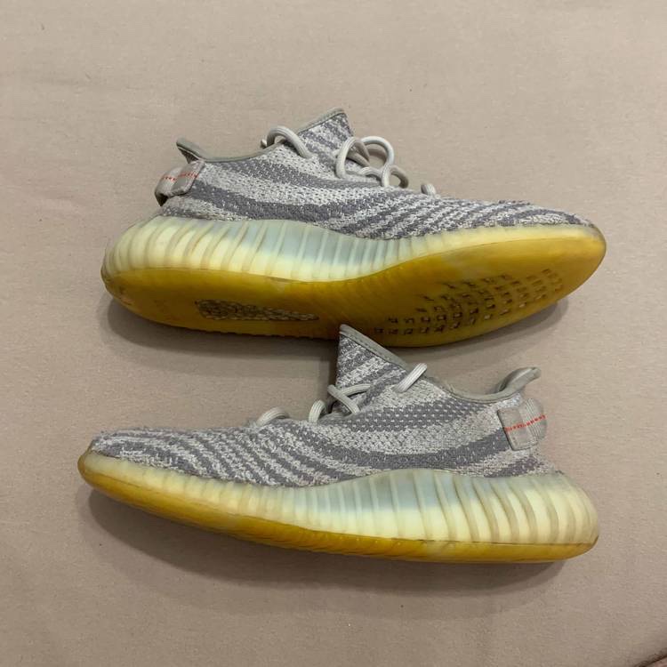 Adidas Yeezy Boost 350 V2 Blue Tint 2017 착용 스타일
