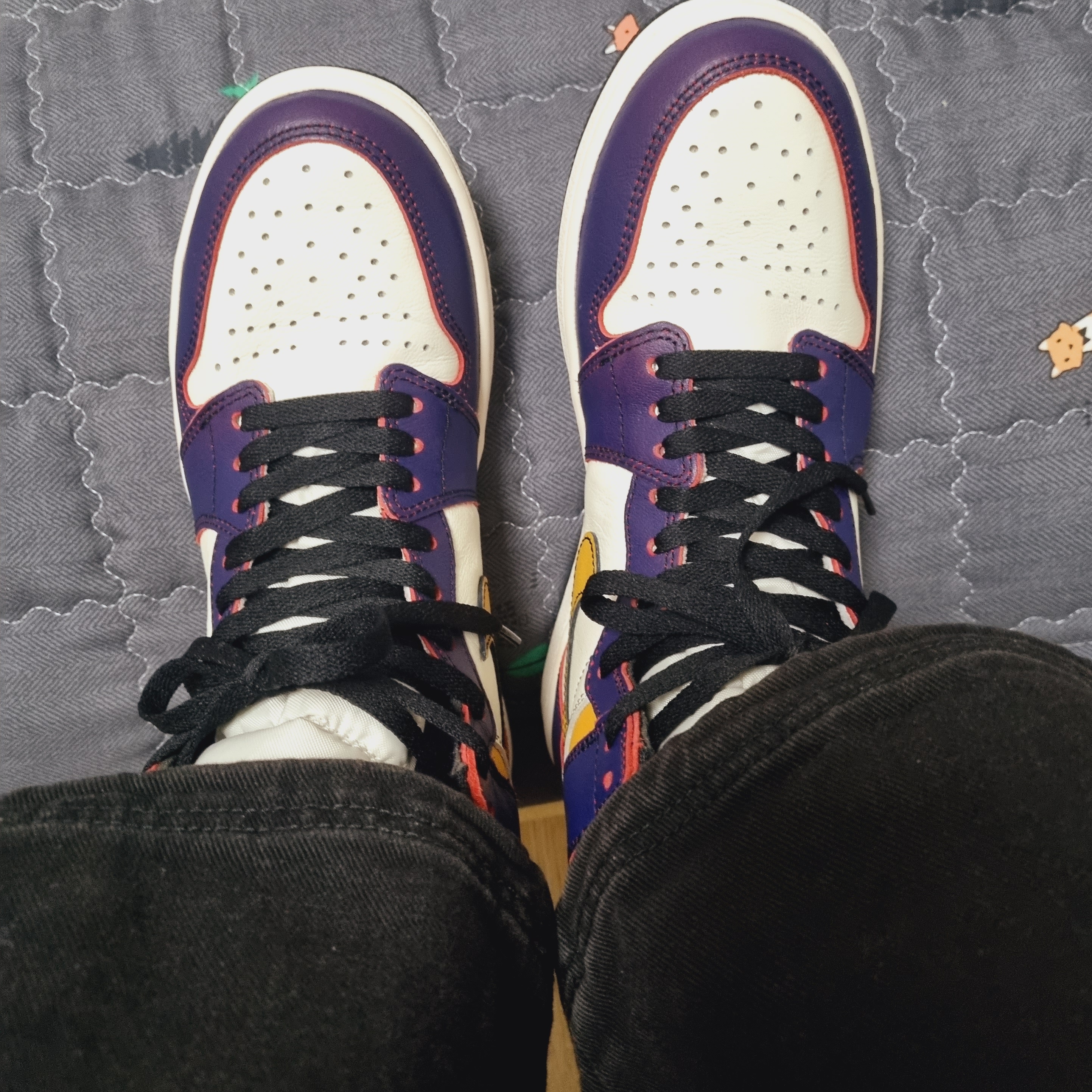 Jordan 1 Retro High OG Defiant SB LA to Chicago 착용 스타일 - 3