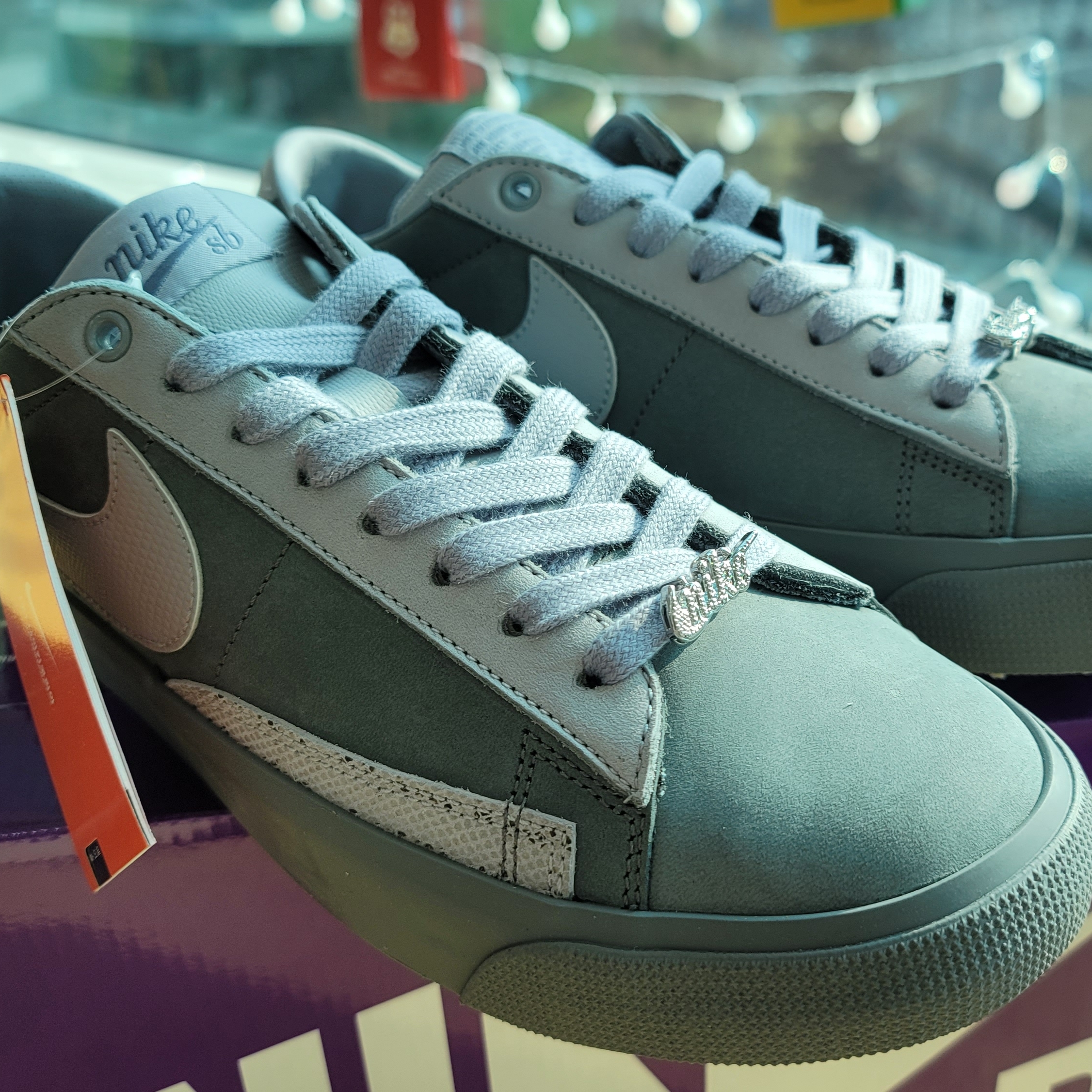 Nike x FPAR SB Blazer Low QS Cool Grey 착용 스타일 - 1