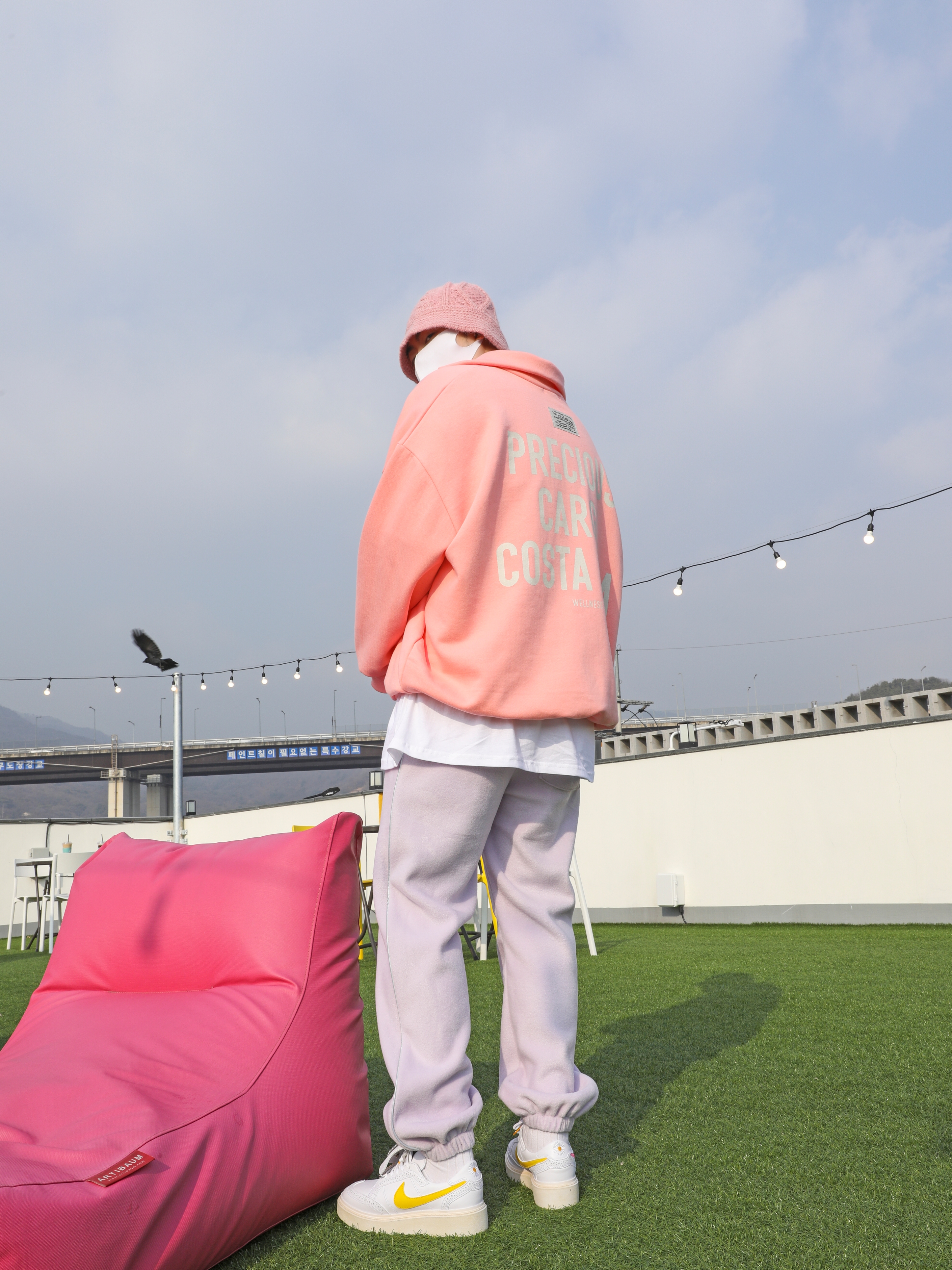 Nike x Peaceminusone Kwondo1 White 착용 스타일 - 2