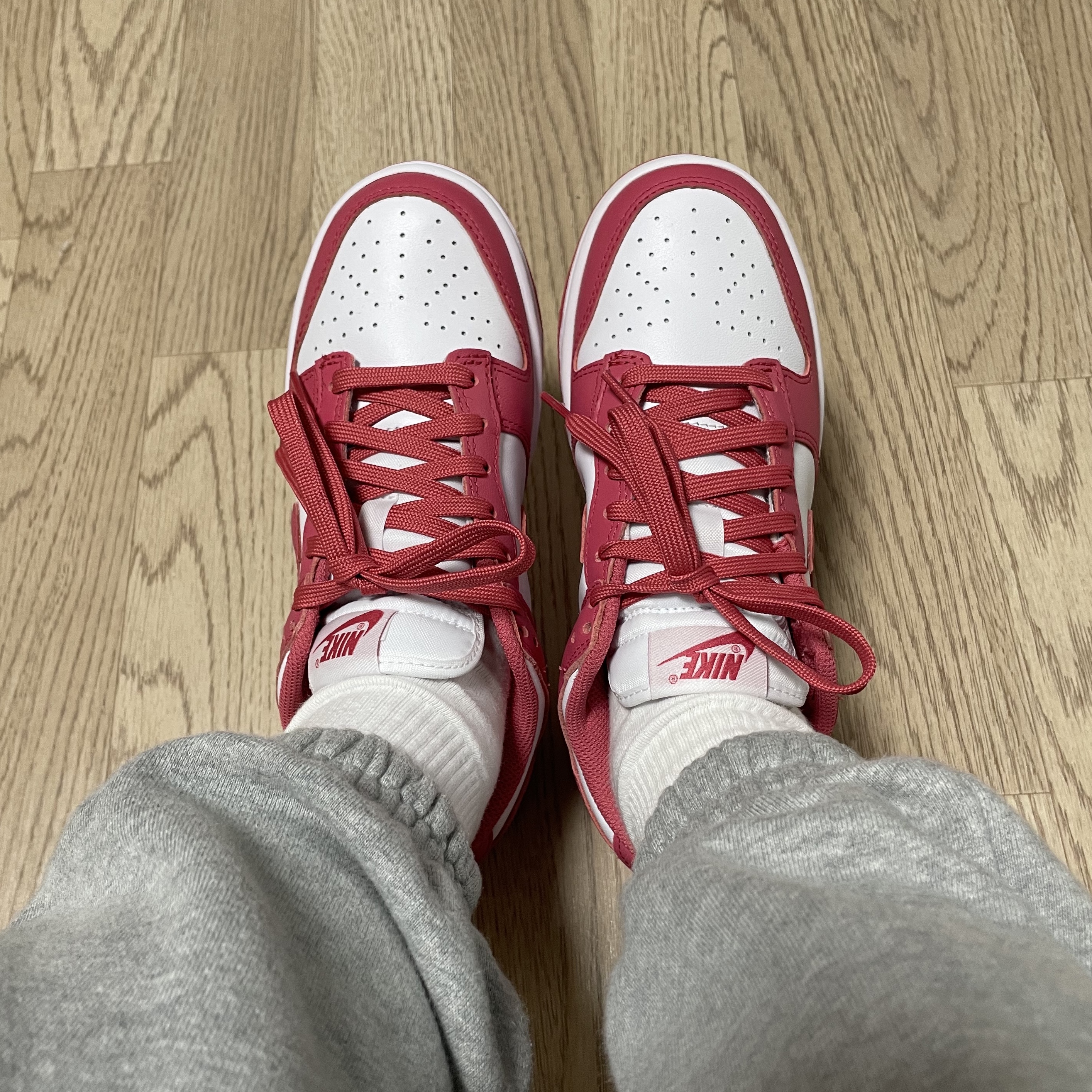 (W) Nike Dunk Low Archeo Pink 착용 스타일