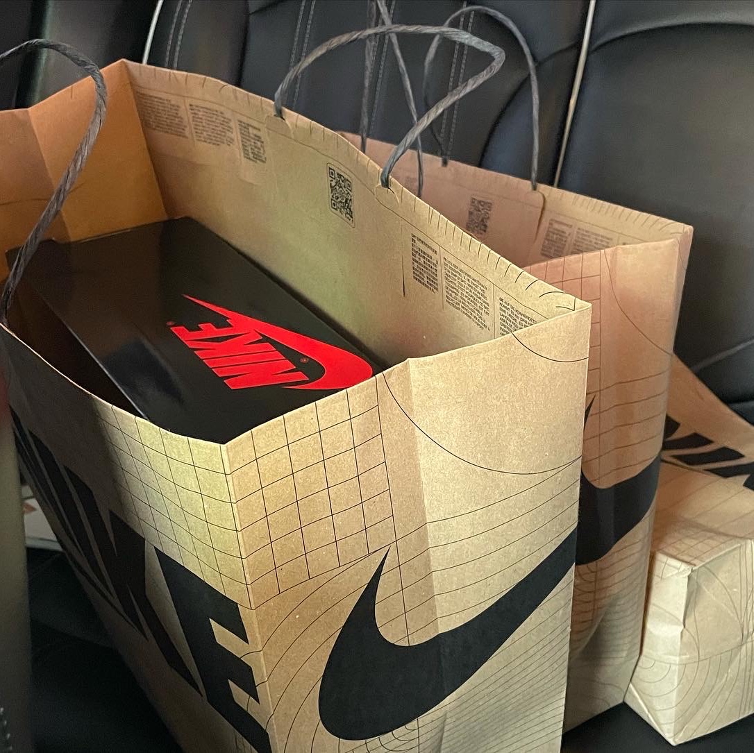 Jordan 1 Retro High OG Patent Bred 착용 스타일 - 4