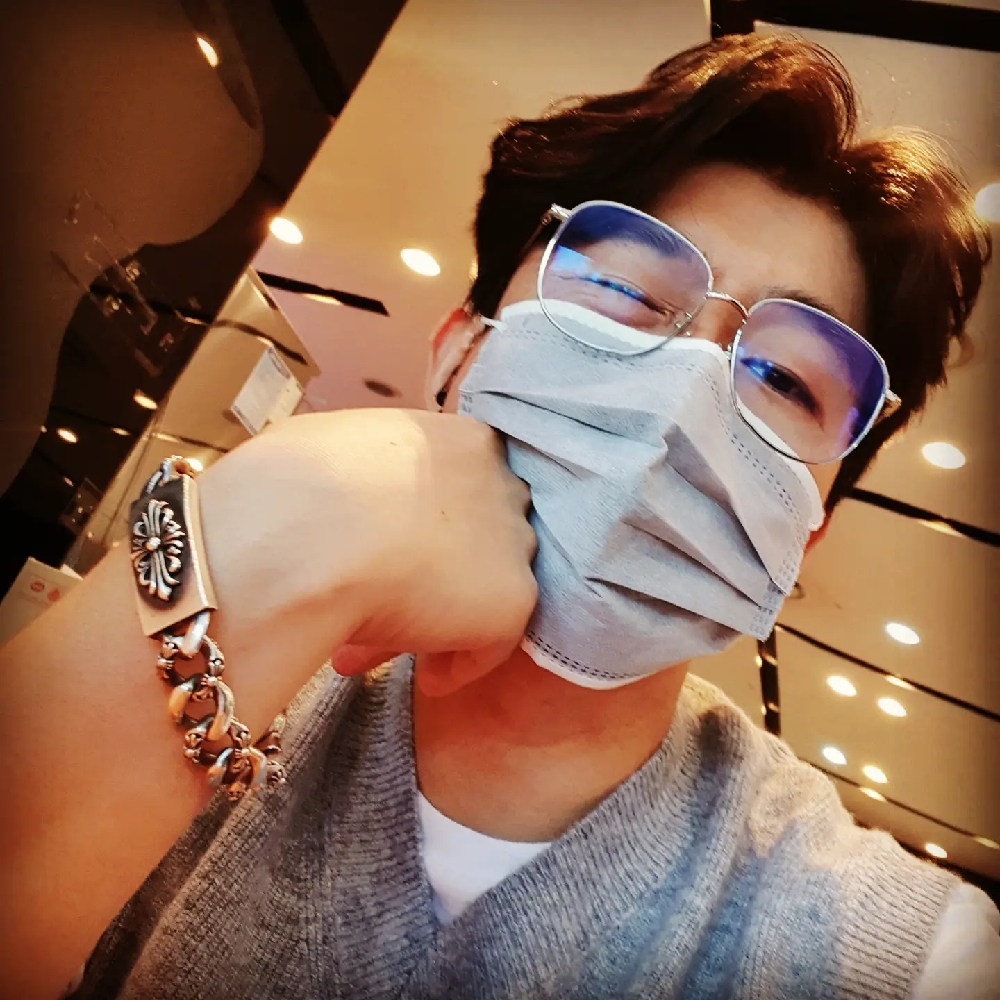 KREAM 프로필 이미지