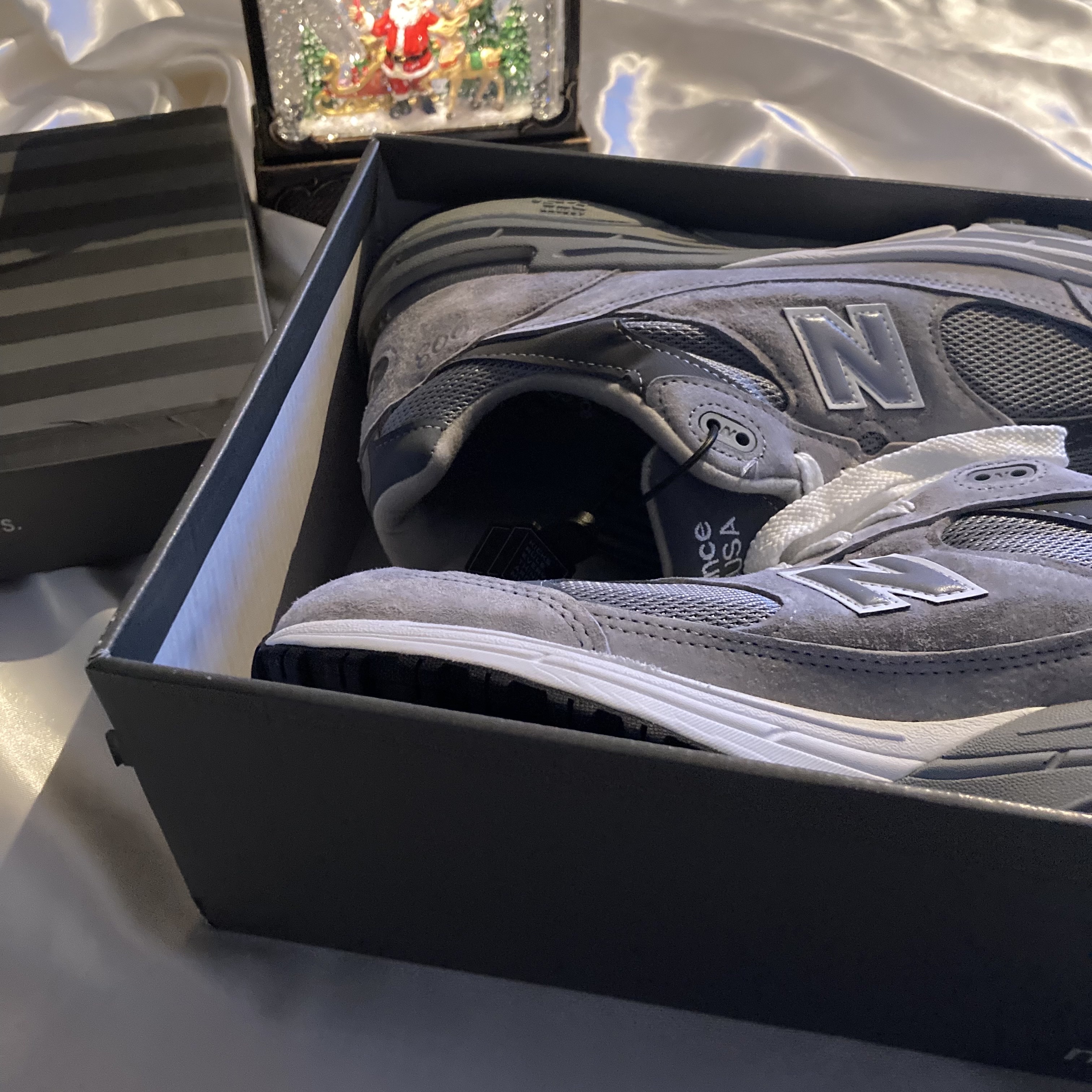 New Balance 993 Made in USA Grey - 2E Wide 착용 스타일 - 2