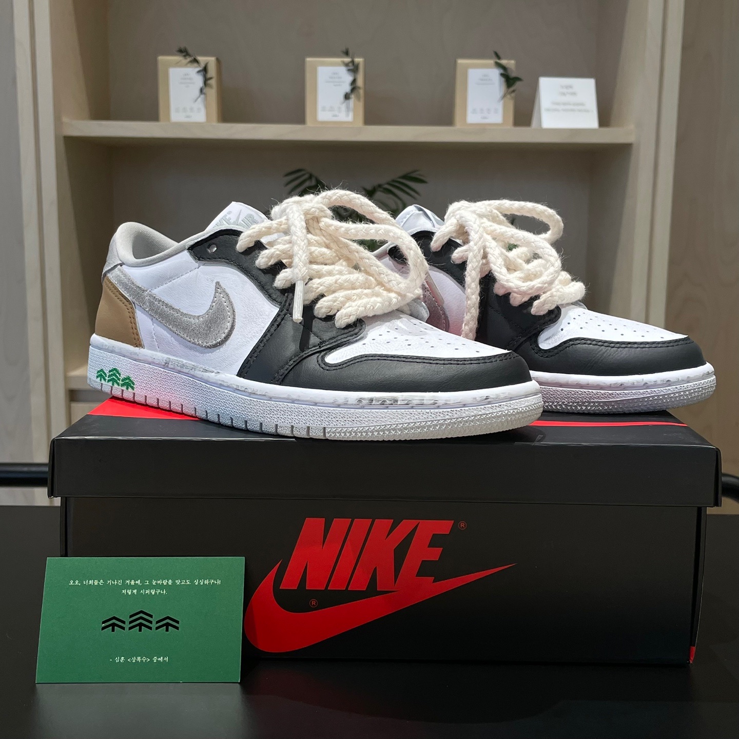 (W) Jordan 1 Low OG Neutral Grey 착용 스타일 - 2