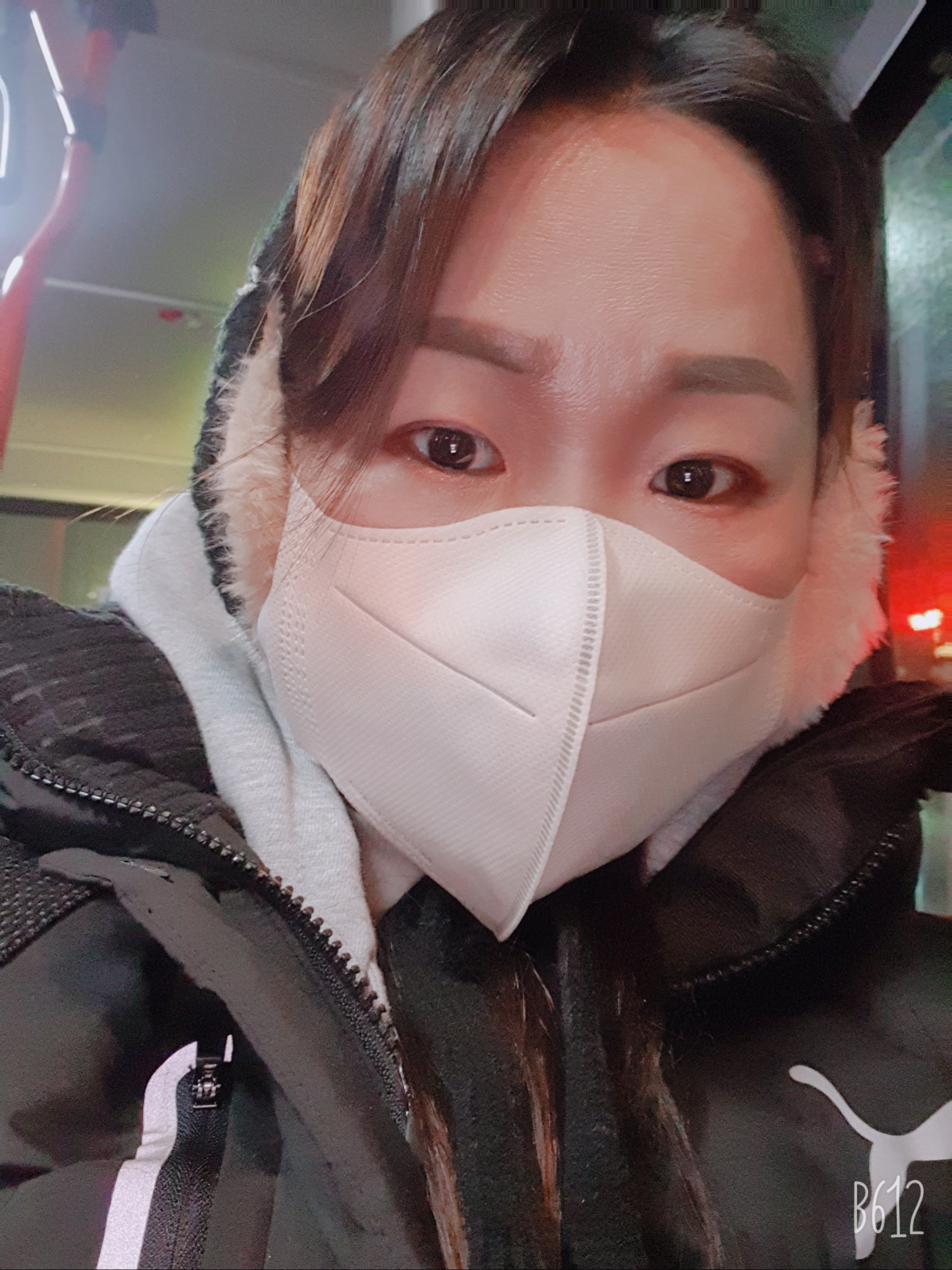 (W) Jordan 1 Mid Wolf Grey 착용 스타일 - 1