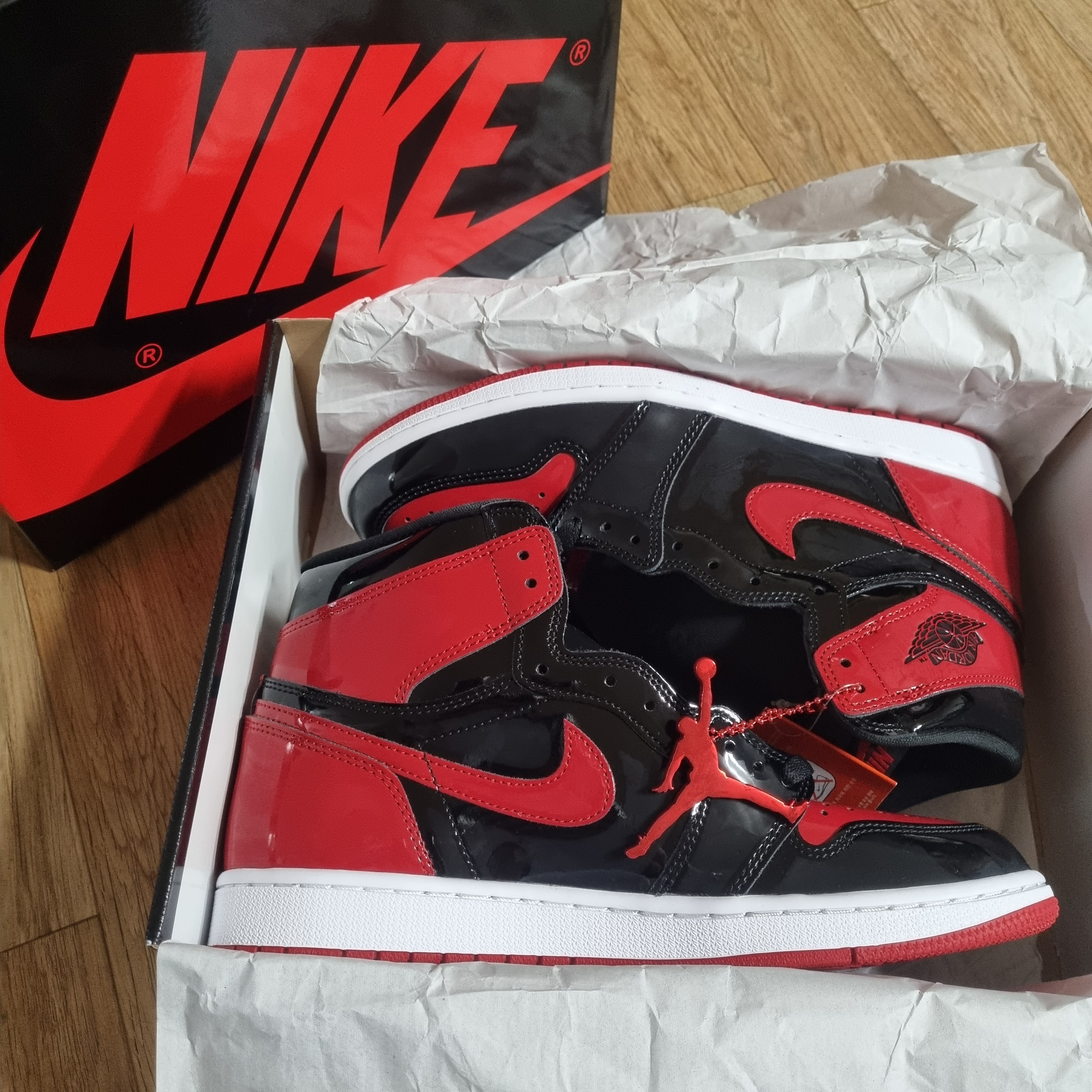 Jordan 1 Retro High OG Patent Bred 착용 스타일