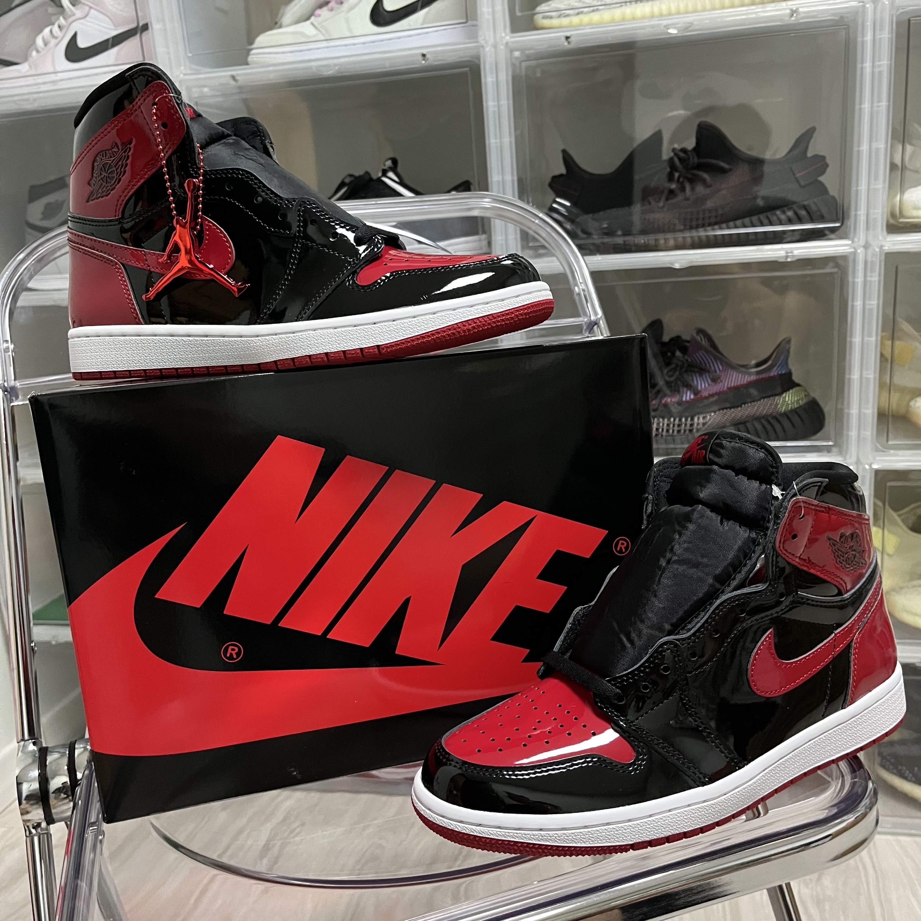 Jordan 1 Retro High OG Patent Bred 착용 스타일 - 3