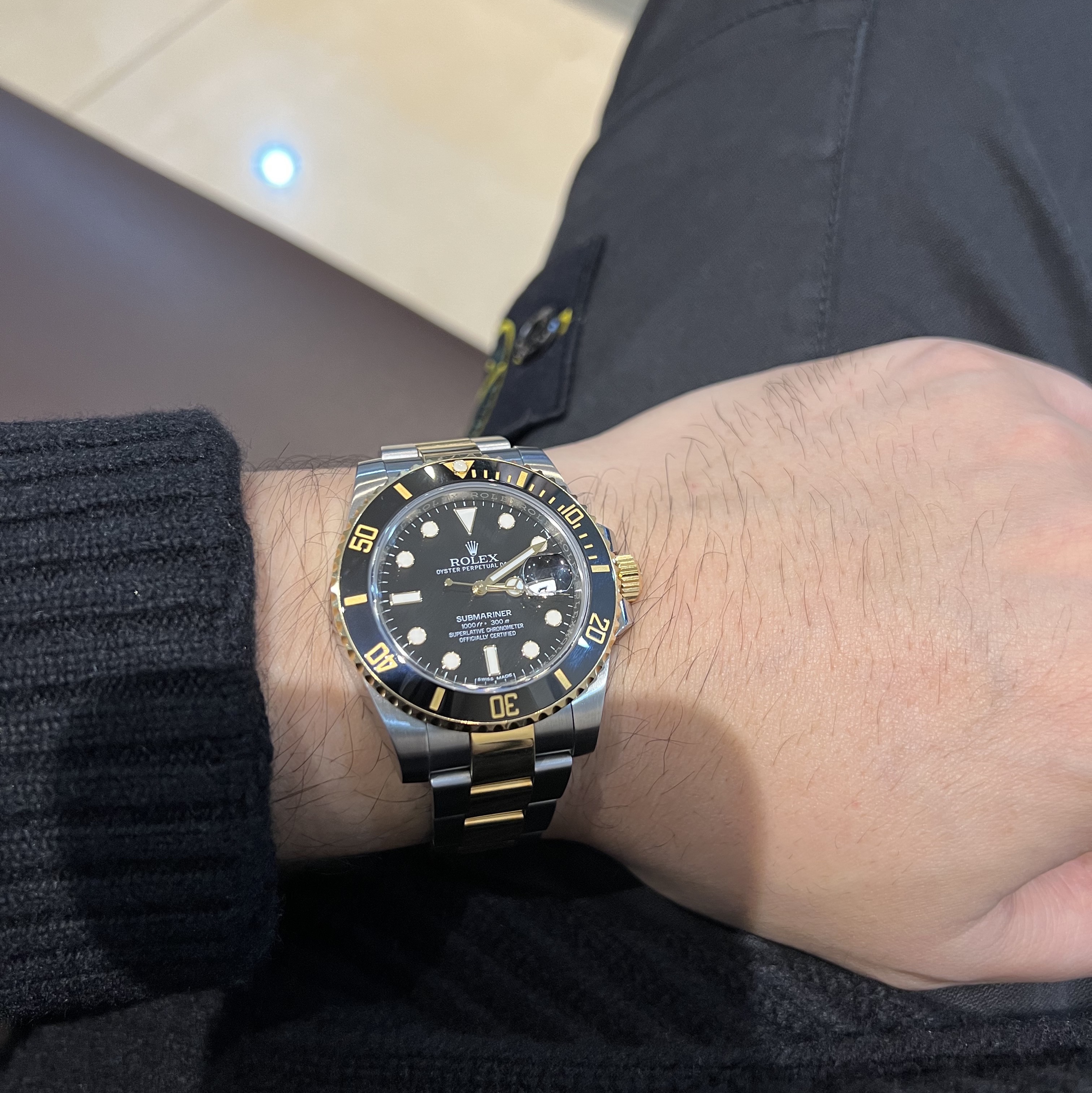 Rolex Submariner Date 41mm 126613LN Black Oyster 착용 스타일 - 1