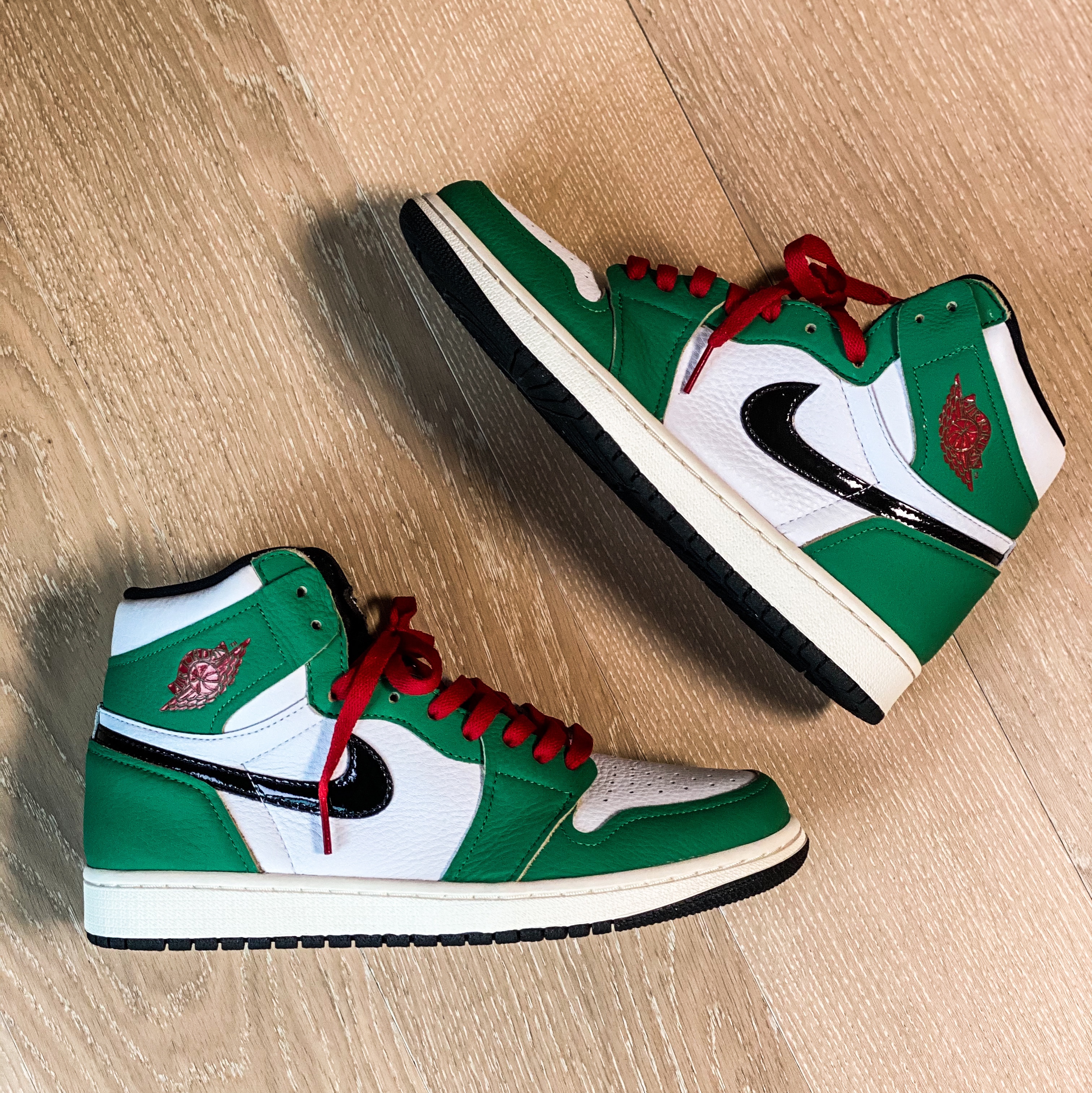 (W) Jordan 1 Retro High OG Lucky Green, (PS) Nike Air More Uptempo 96 Bulls 착용 스타일 - 3