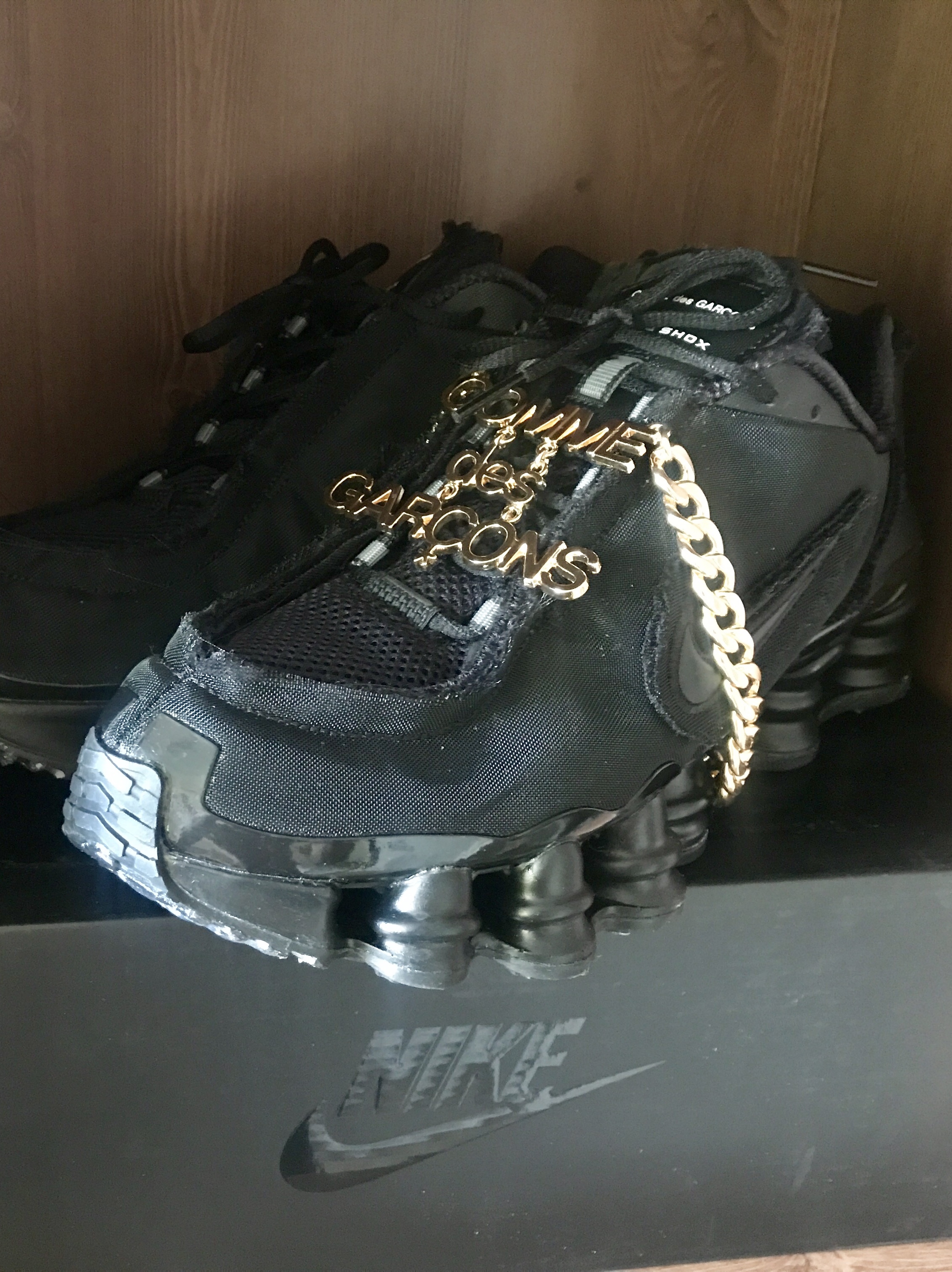 (W) Nike x Comme des Garcons Shox TL Black 착용 스타일