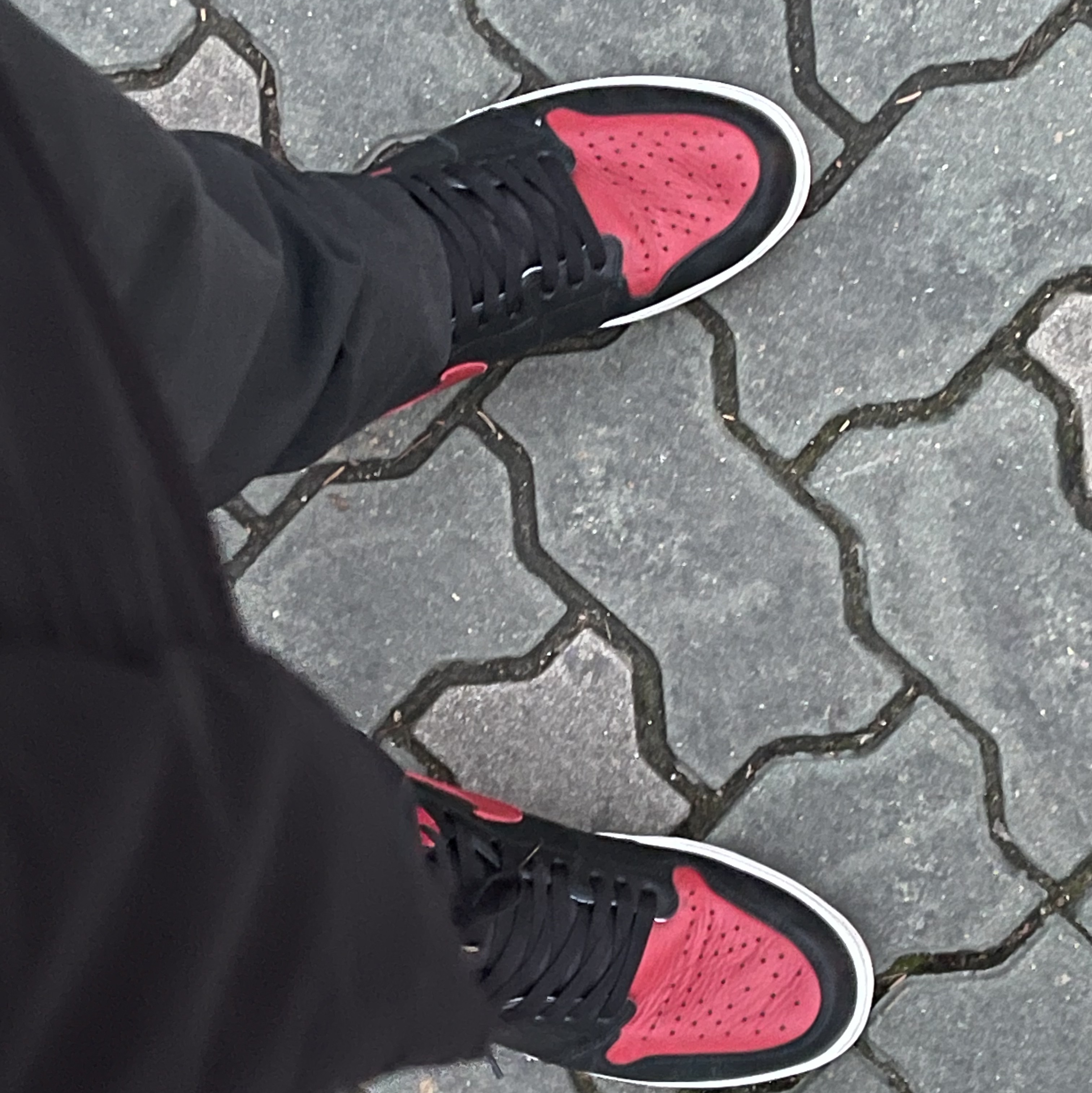 Jordan 1 Retro High OG Bred Banned 2016 착용 스타일 - 1