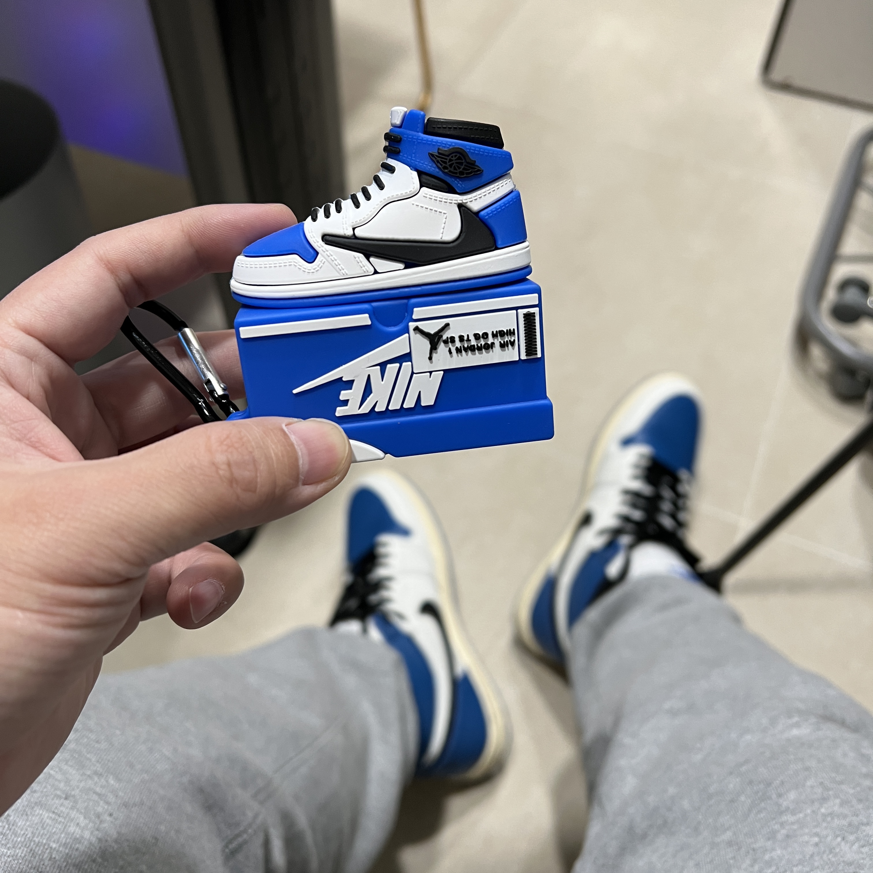 Jordan 1 x Travis Scott x Fragment Retro High OG SP Military Blue 착용 스타일